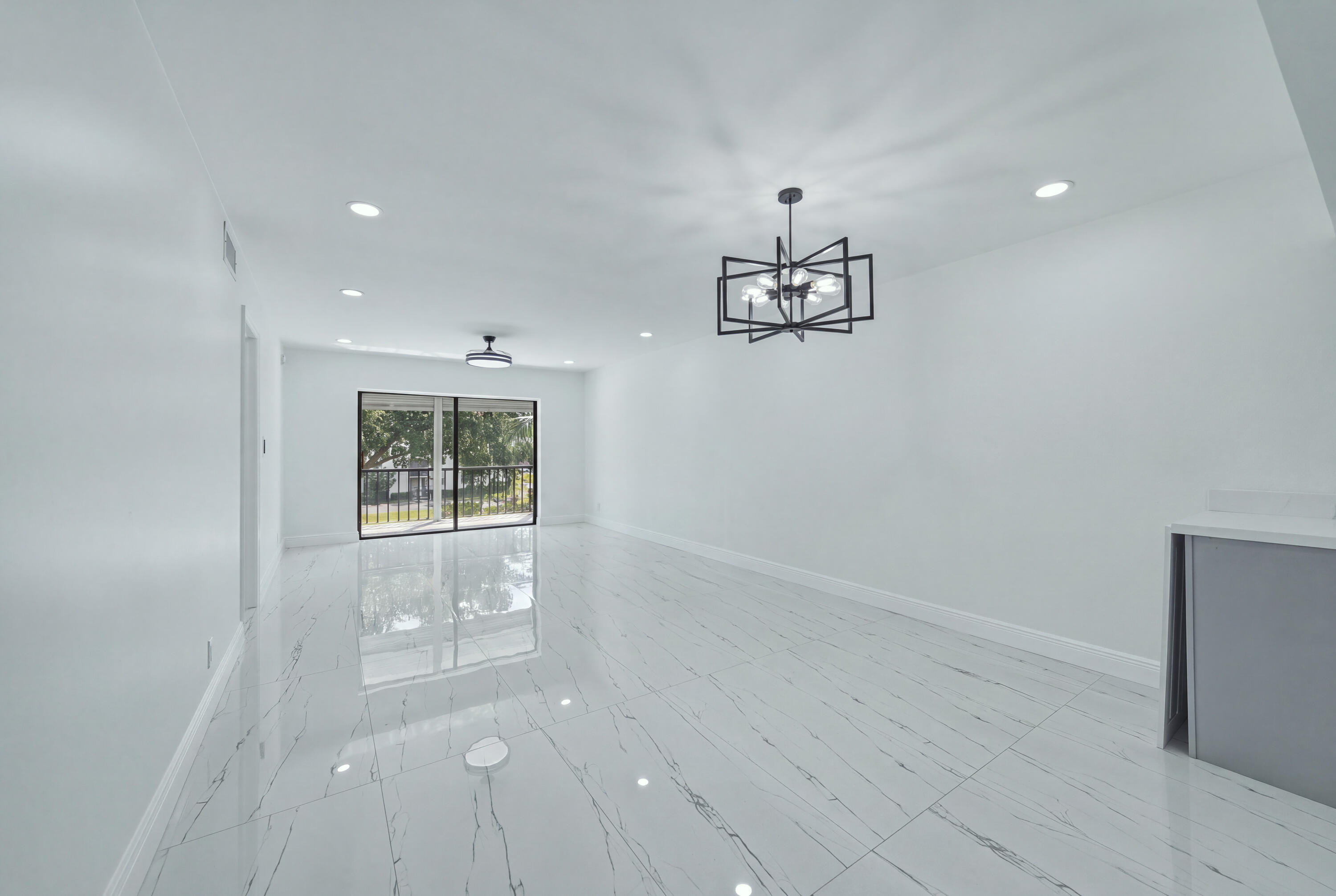 Pembroke Pines photo 3