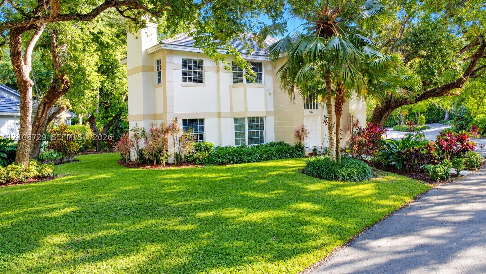 Palmetto Bay photo 2
