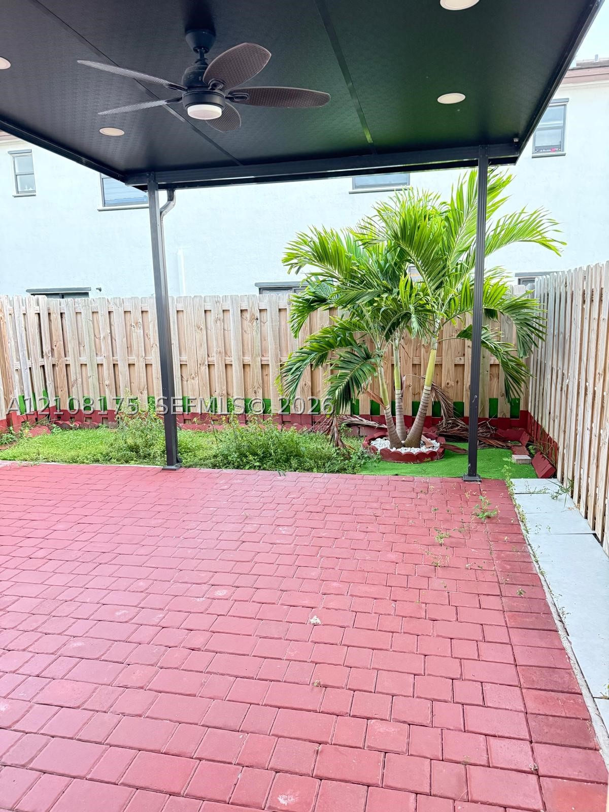 Homestead photo 2