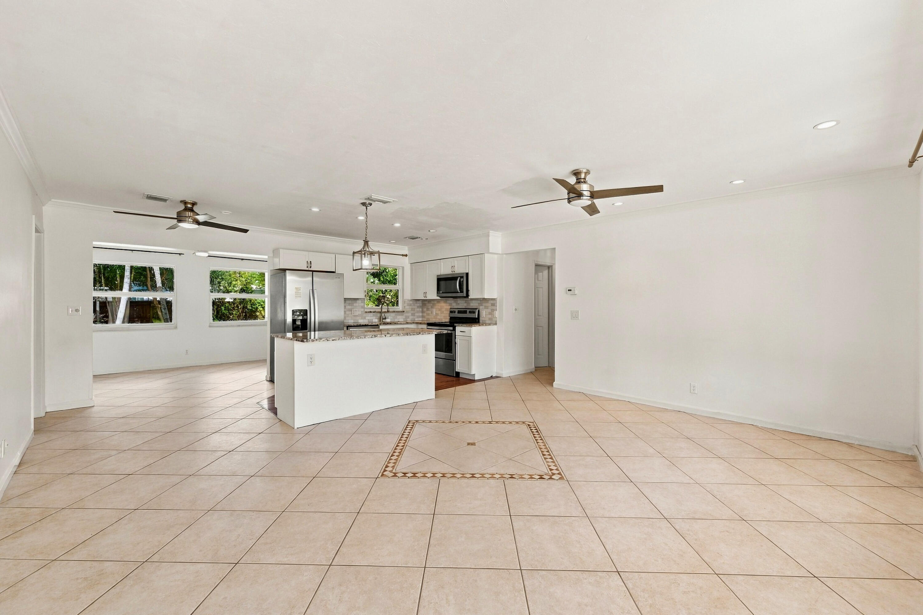 Wilton Manors photo 4