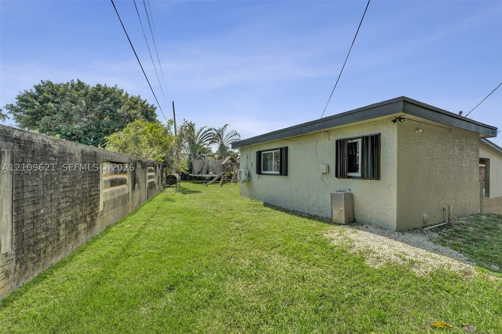 Pembroke Pines photo 2
