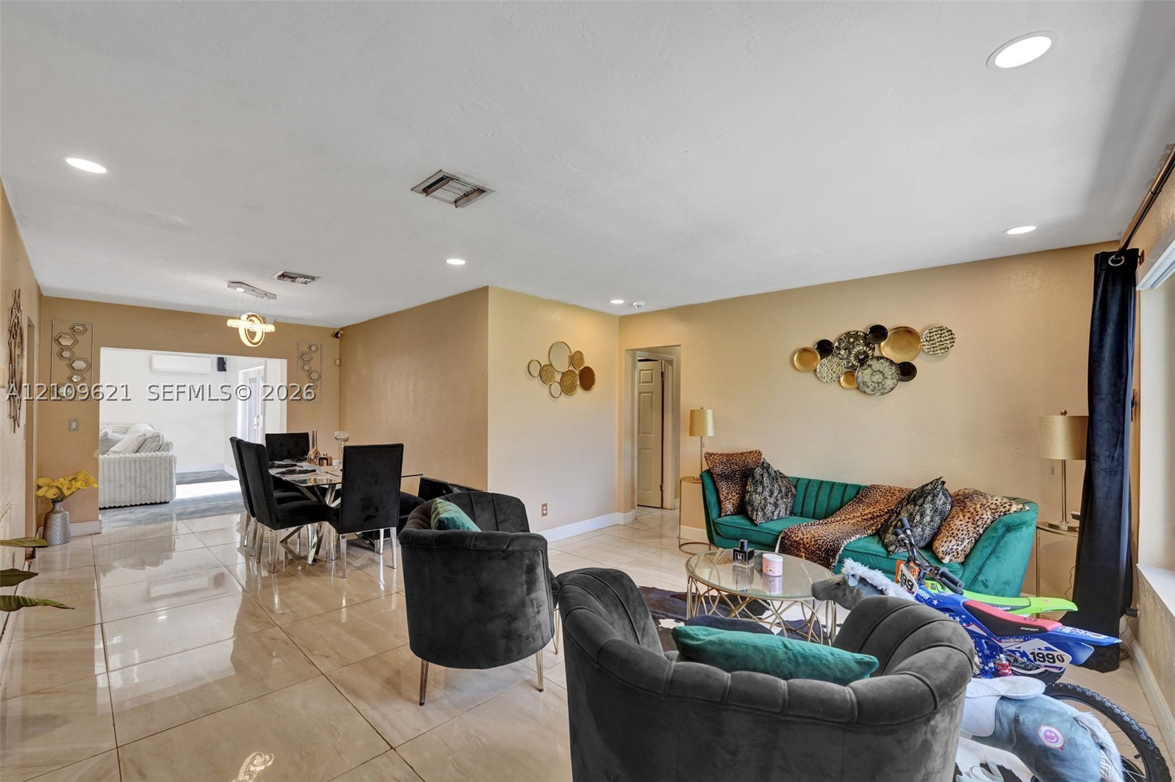 Pembroke Pines photo 5