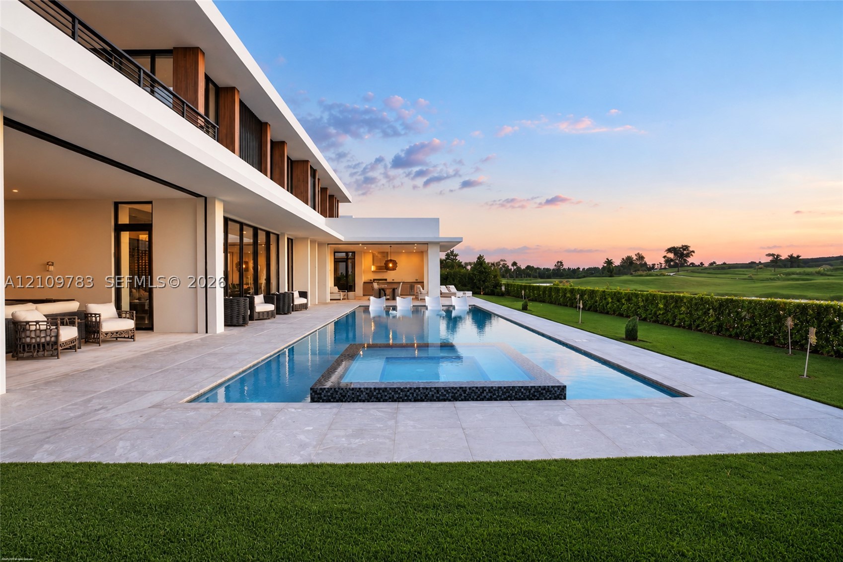 Palm Beach Gardens photo 2
