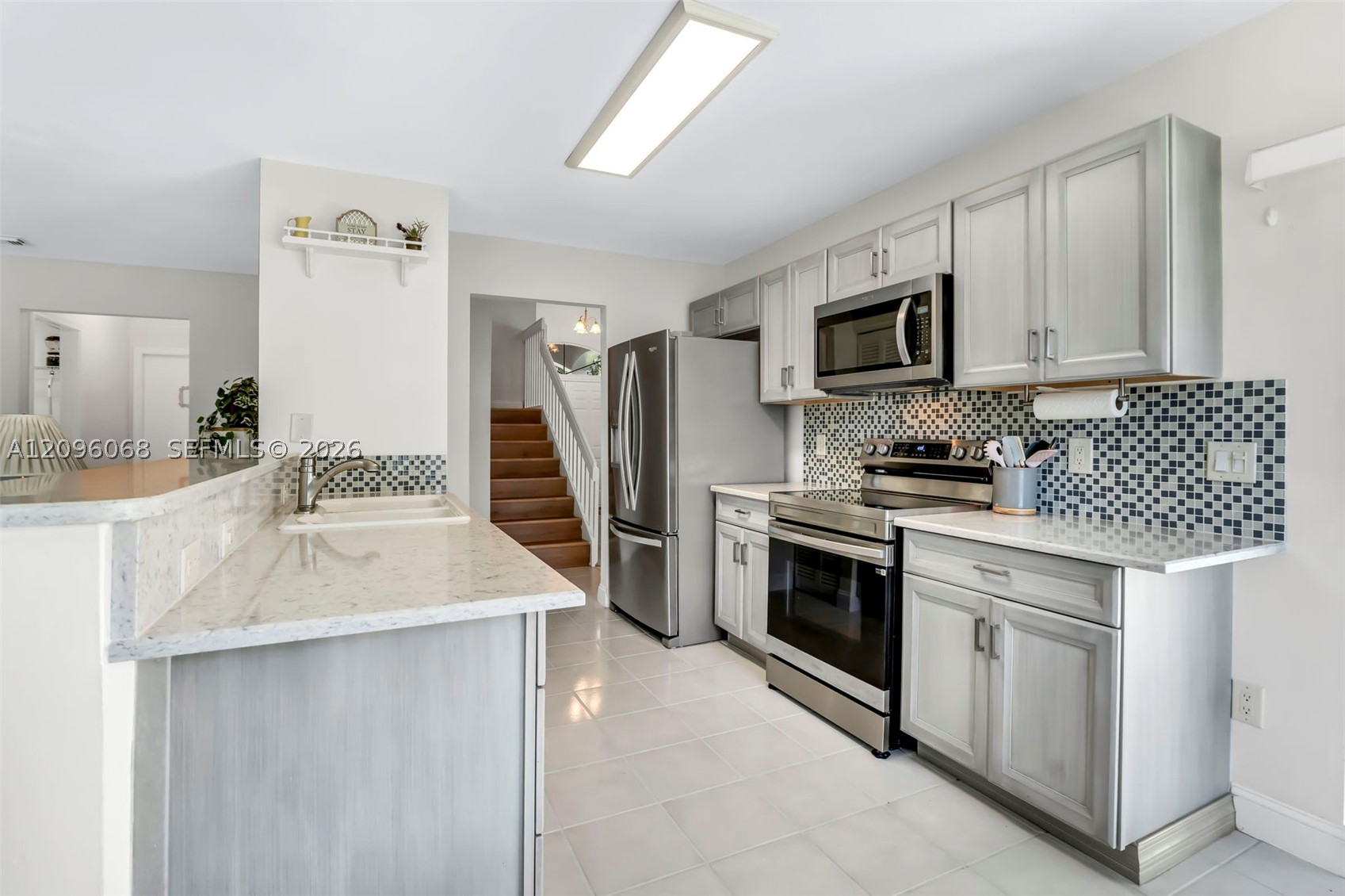 Pembroke Pines photo 2