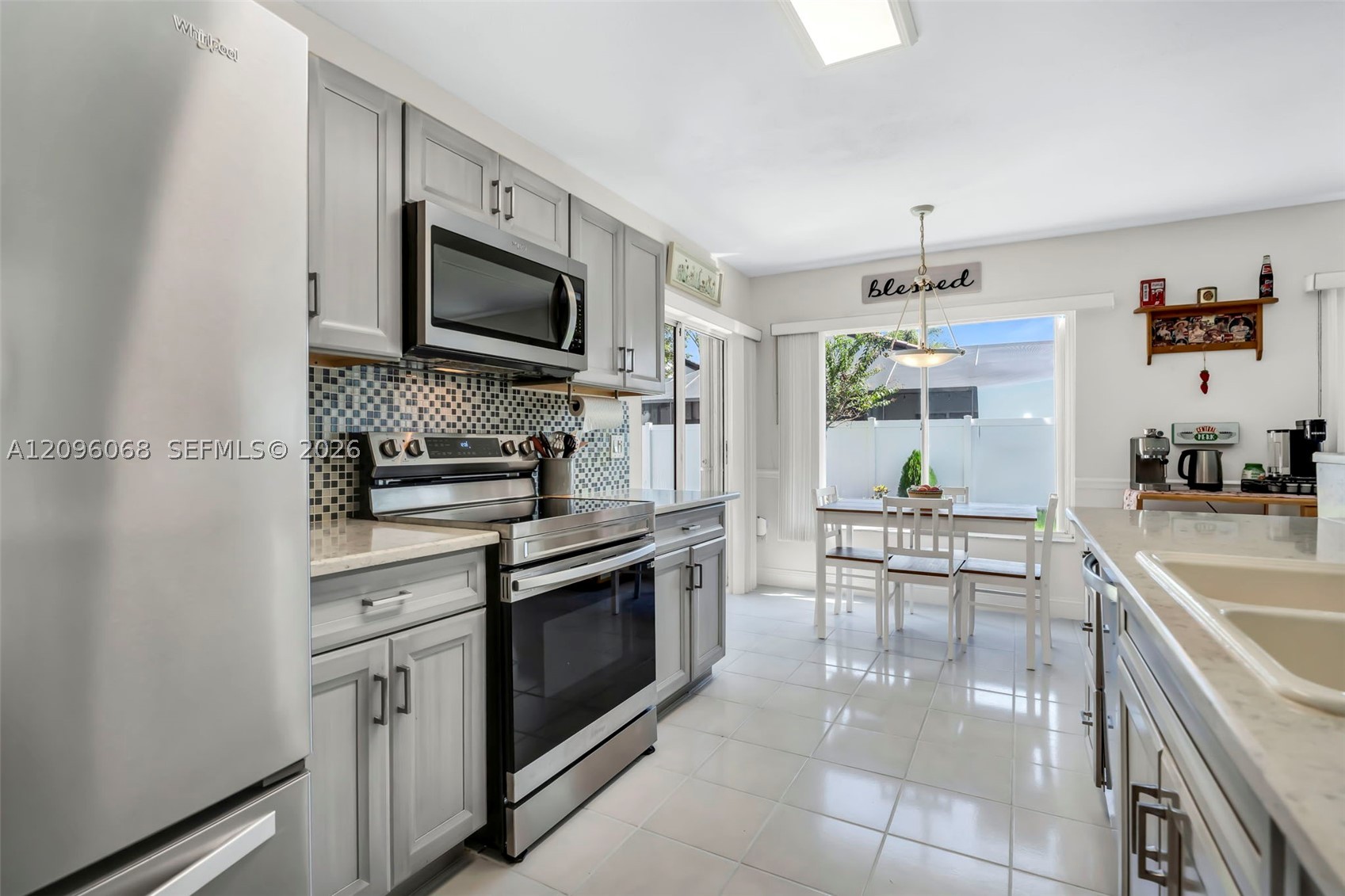Pembroke Pines photo 3