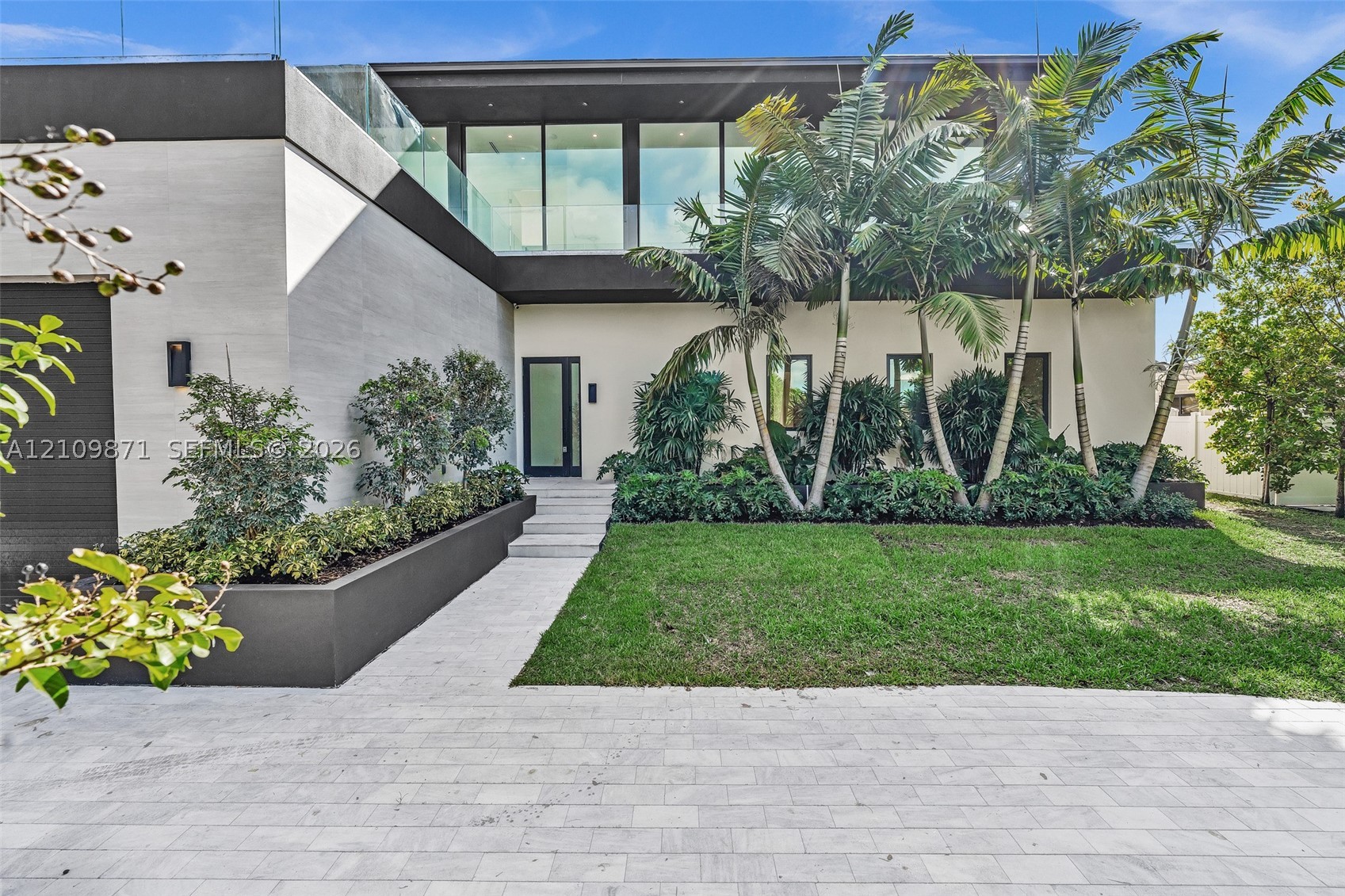 North Miami photo 2