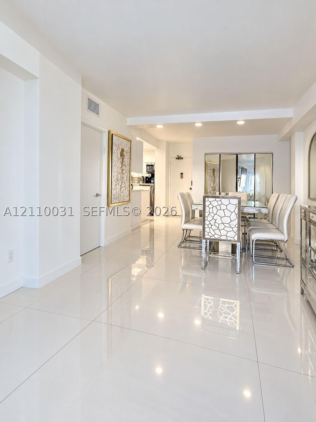 Hallandale Beach photo 3