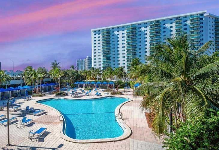 Sunny Isles Beach photo 2