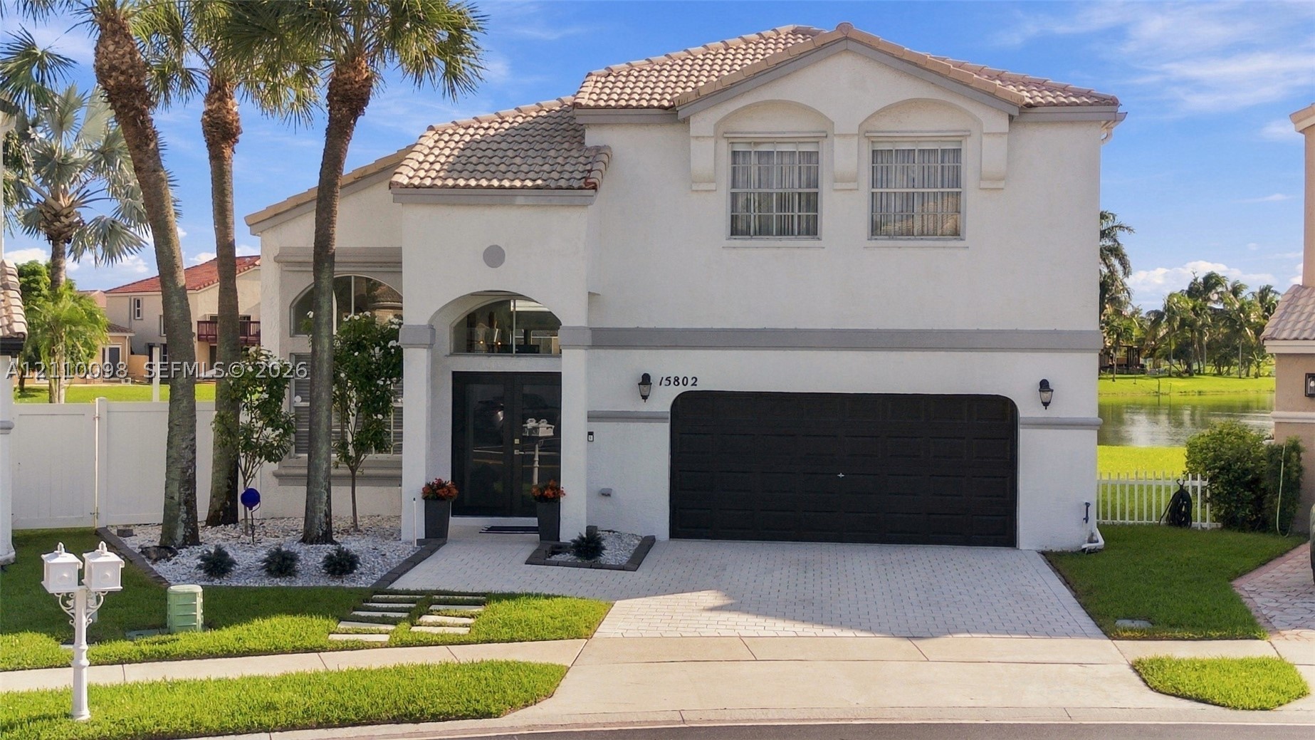 Pembroke Pines photo 2