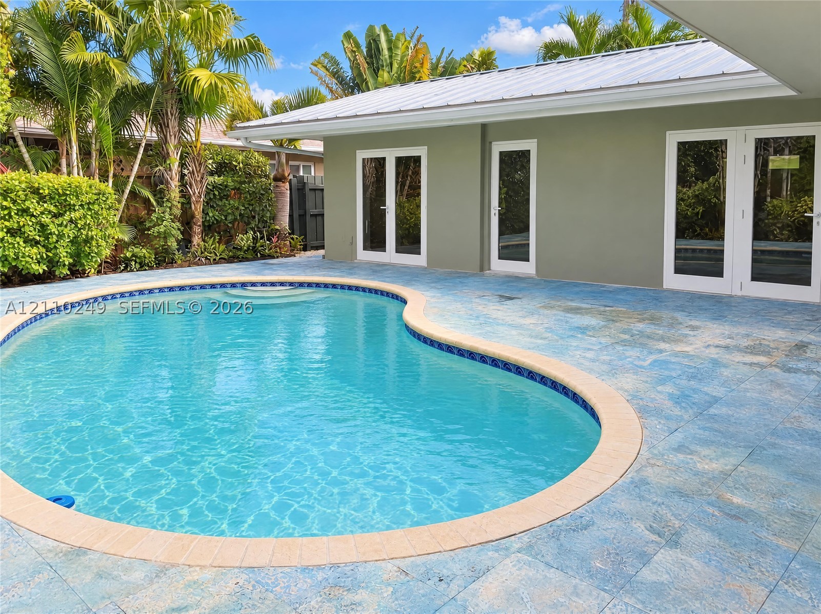 Wilton Manors photo 5