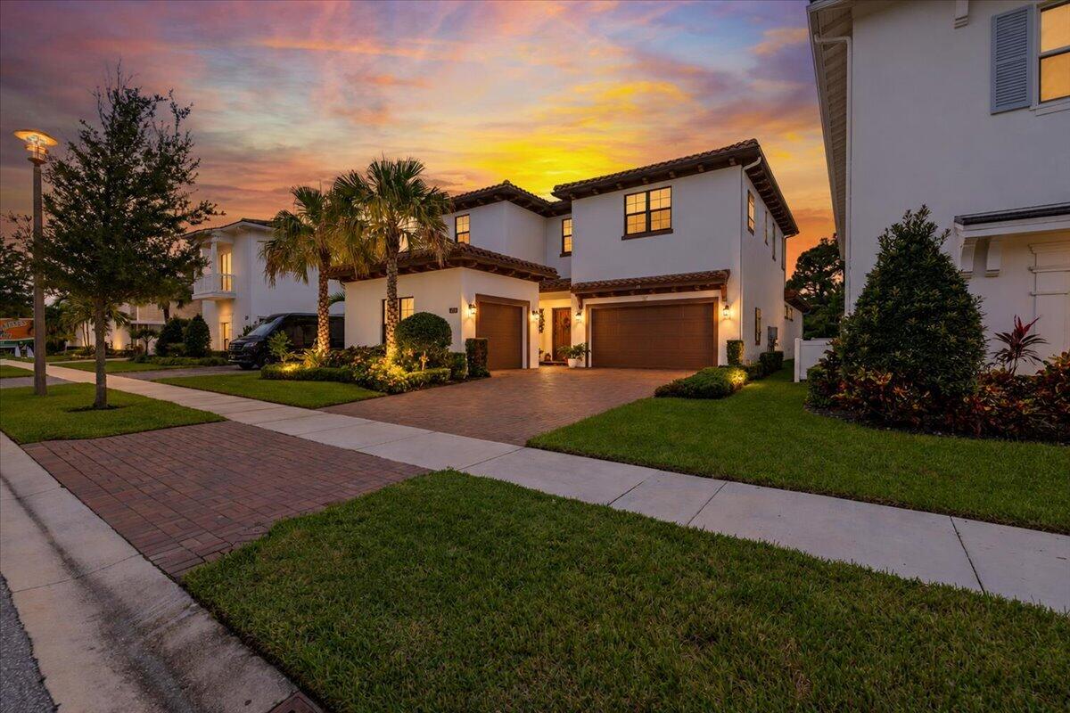 Palm Beach Gardens photo 3