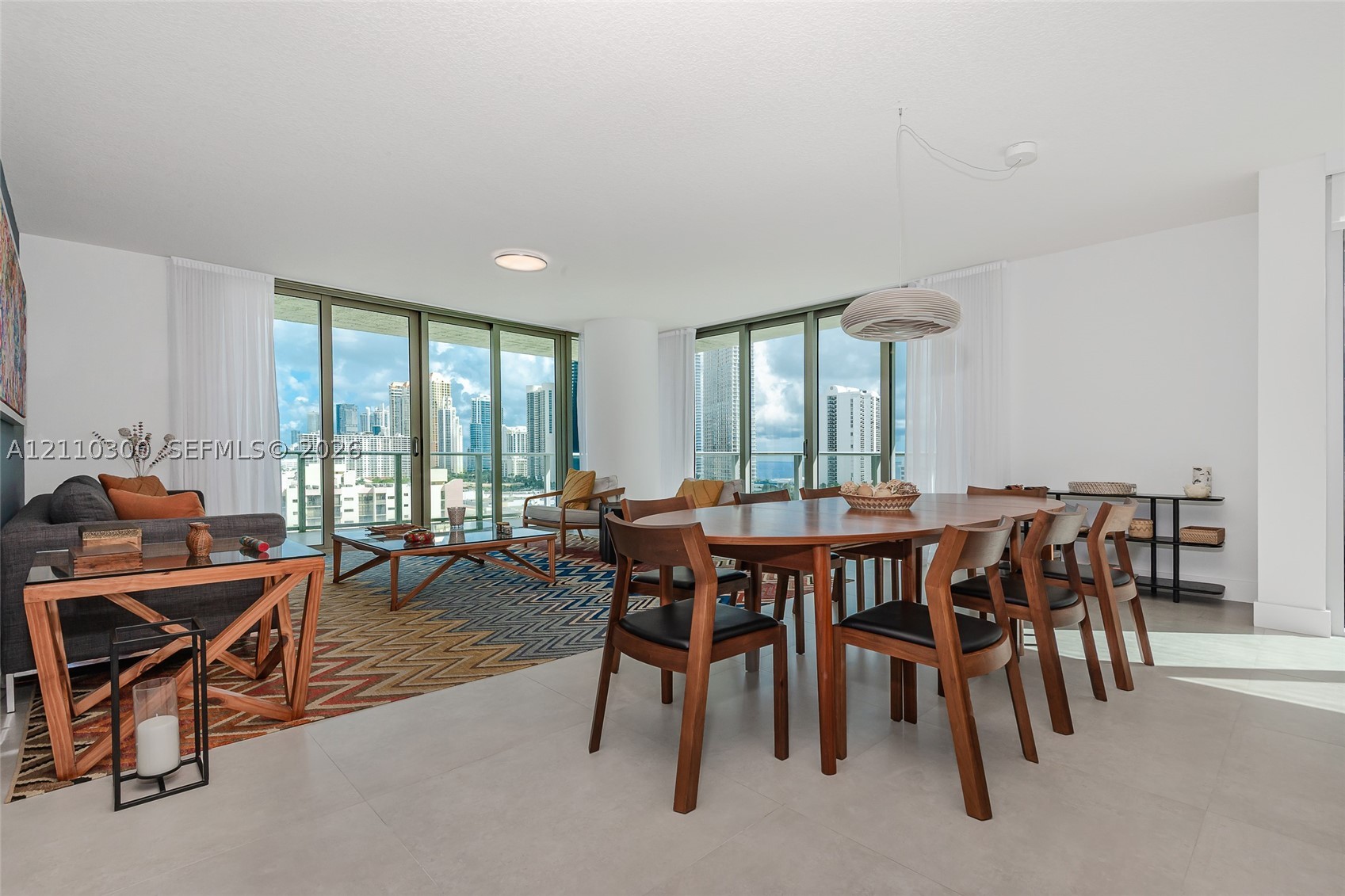 Sunny Isles Beach photo 2