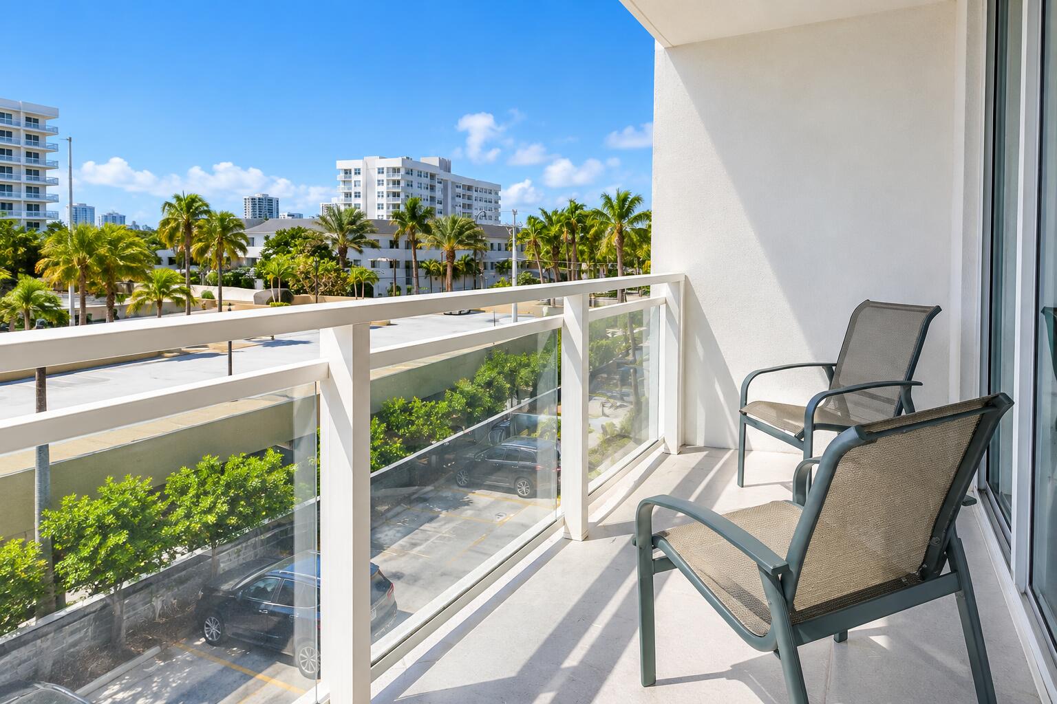 Hallandale Beach photo 4