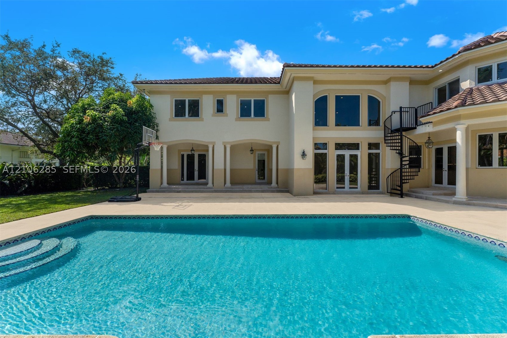 Coral Gables photo 2