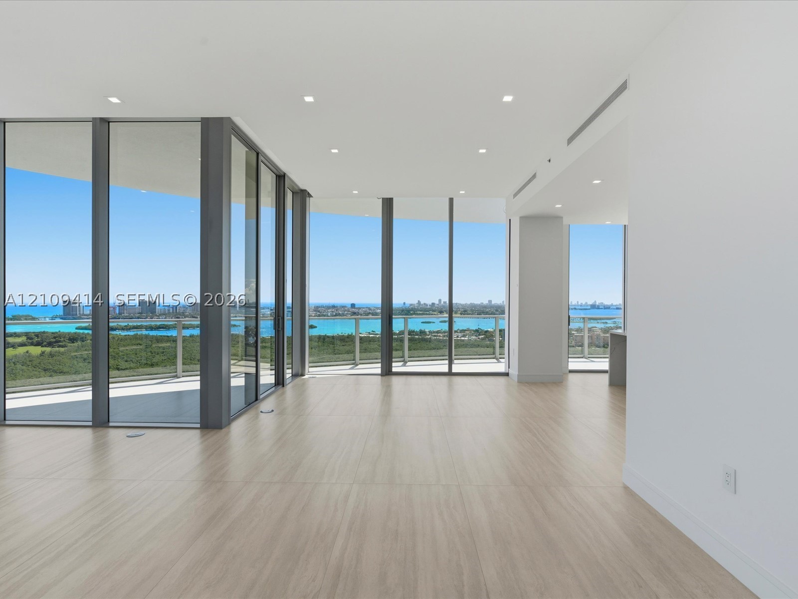 North Miami photo 3