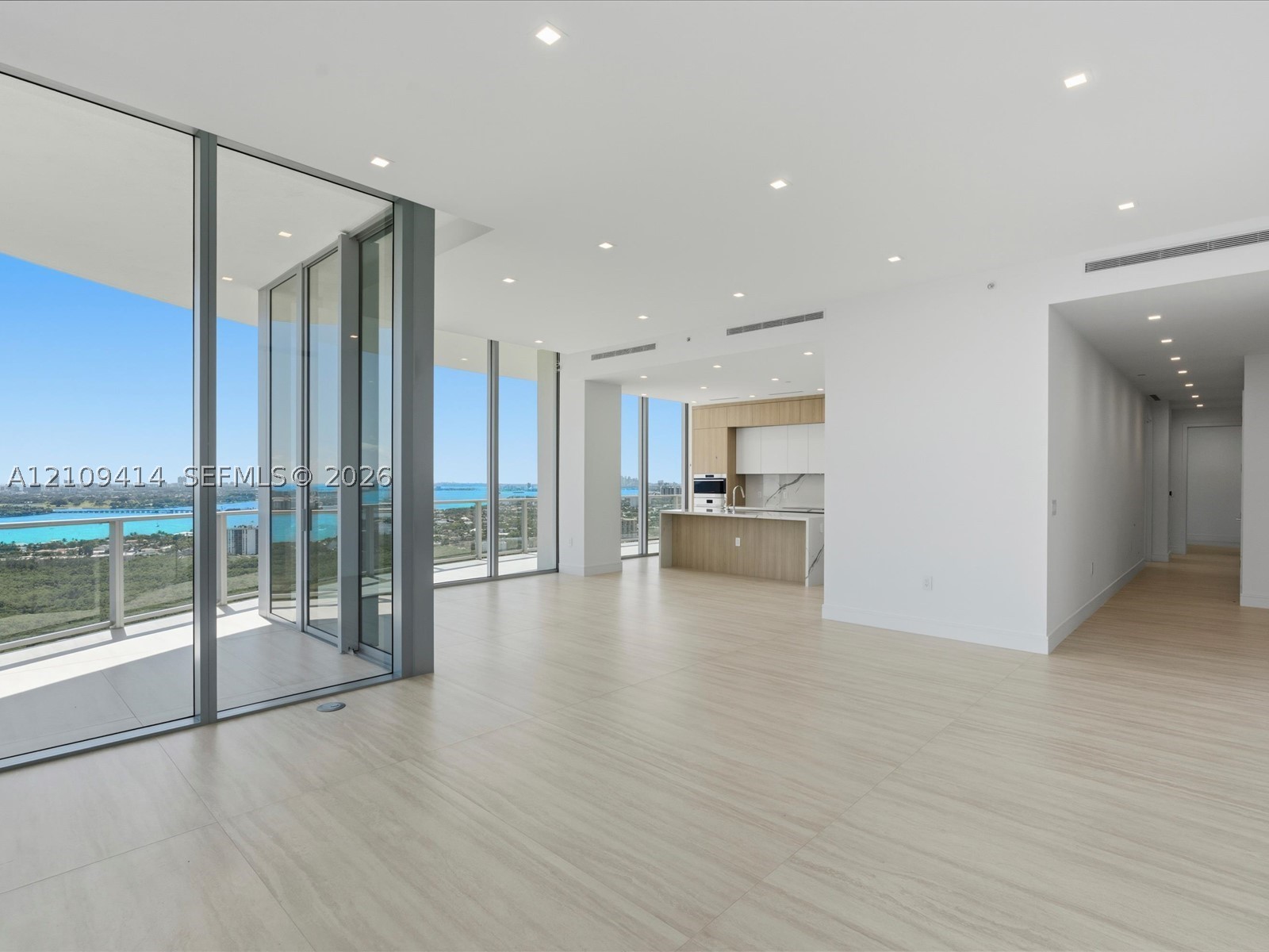 North Miami photo 4