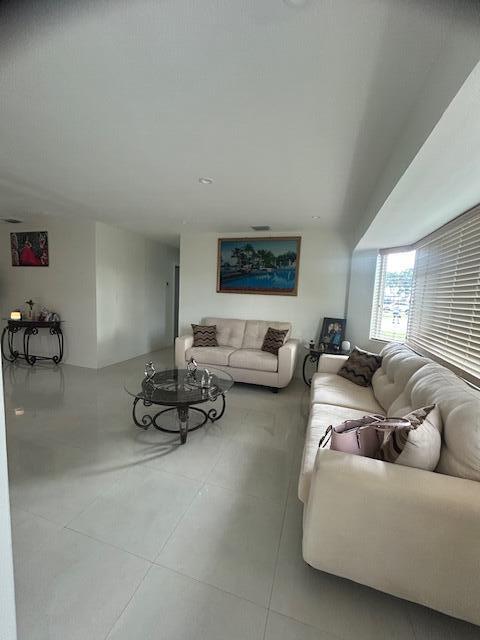 Hialeah photo 2