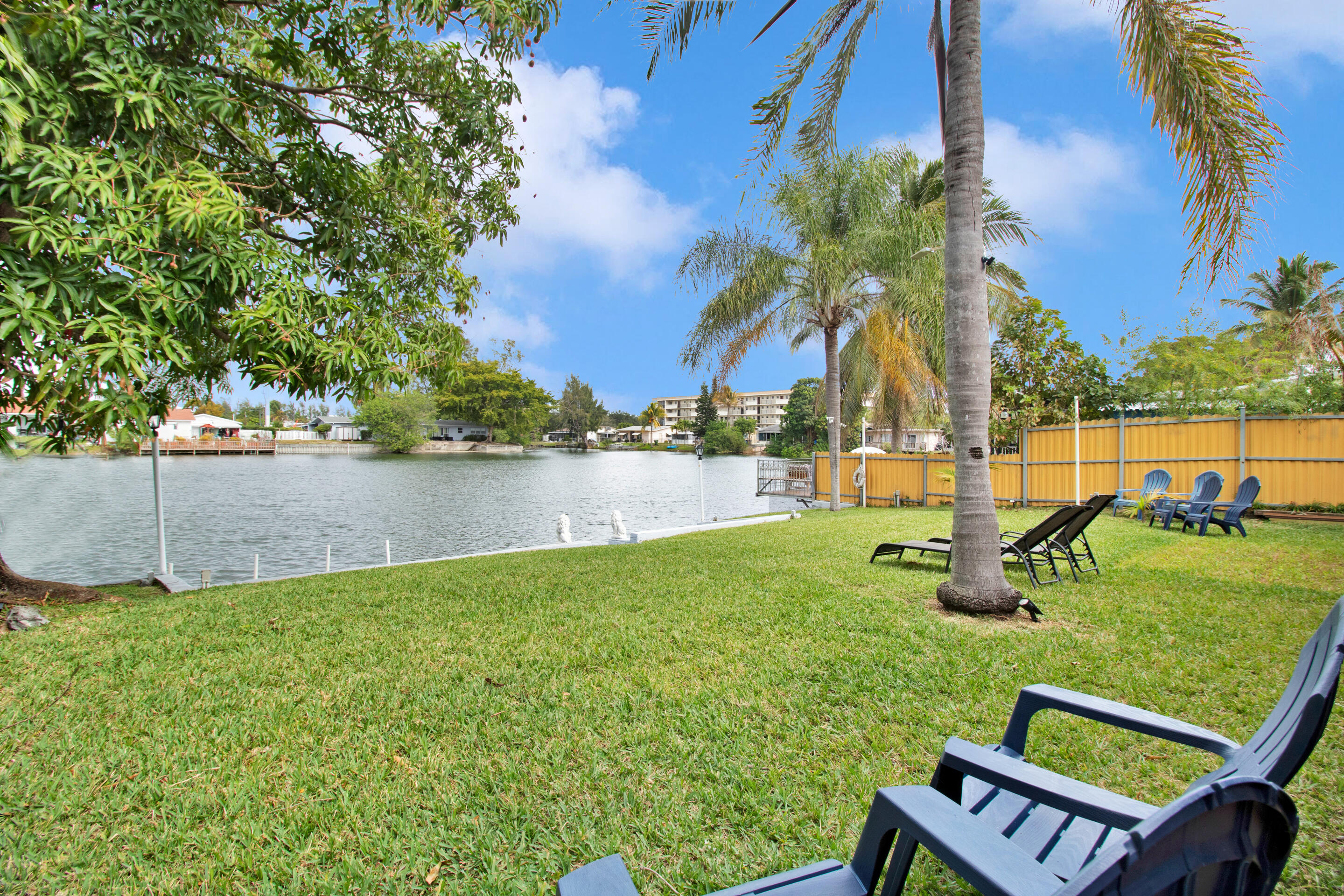 Hallandale Beach photo 3