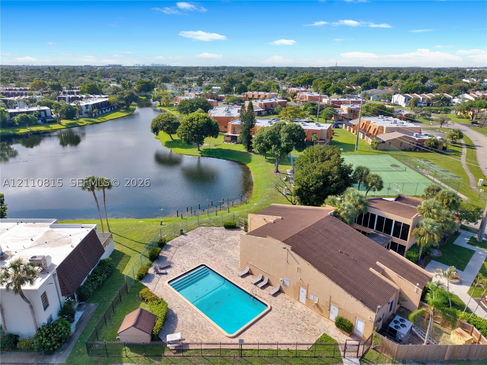 Pembroke Pines photo 4