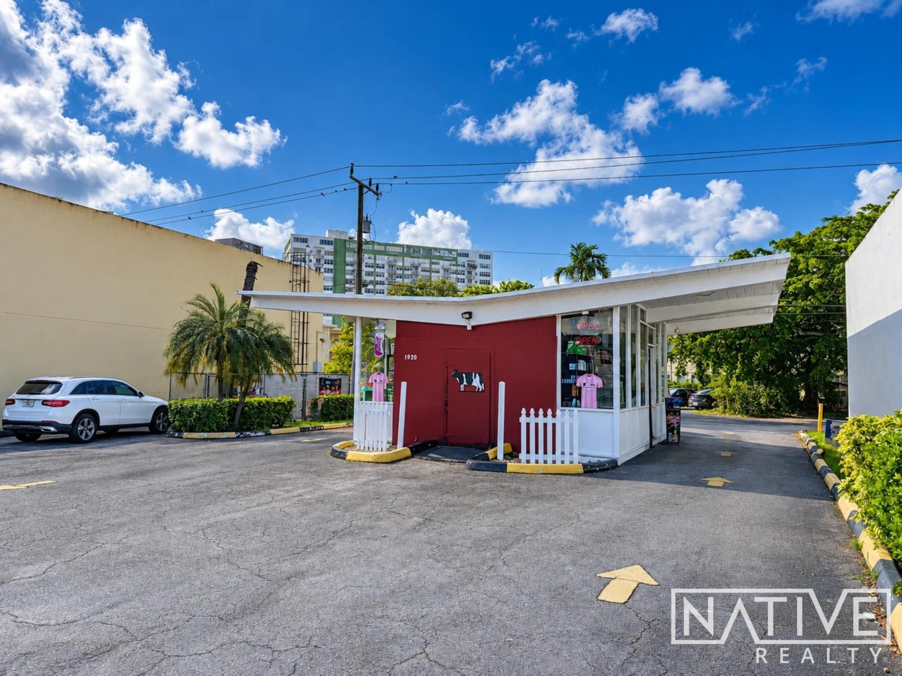 North Miami photo 3