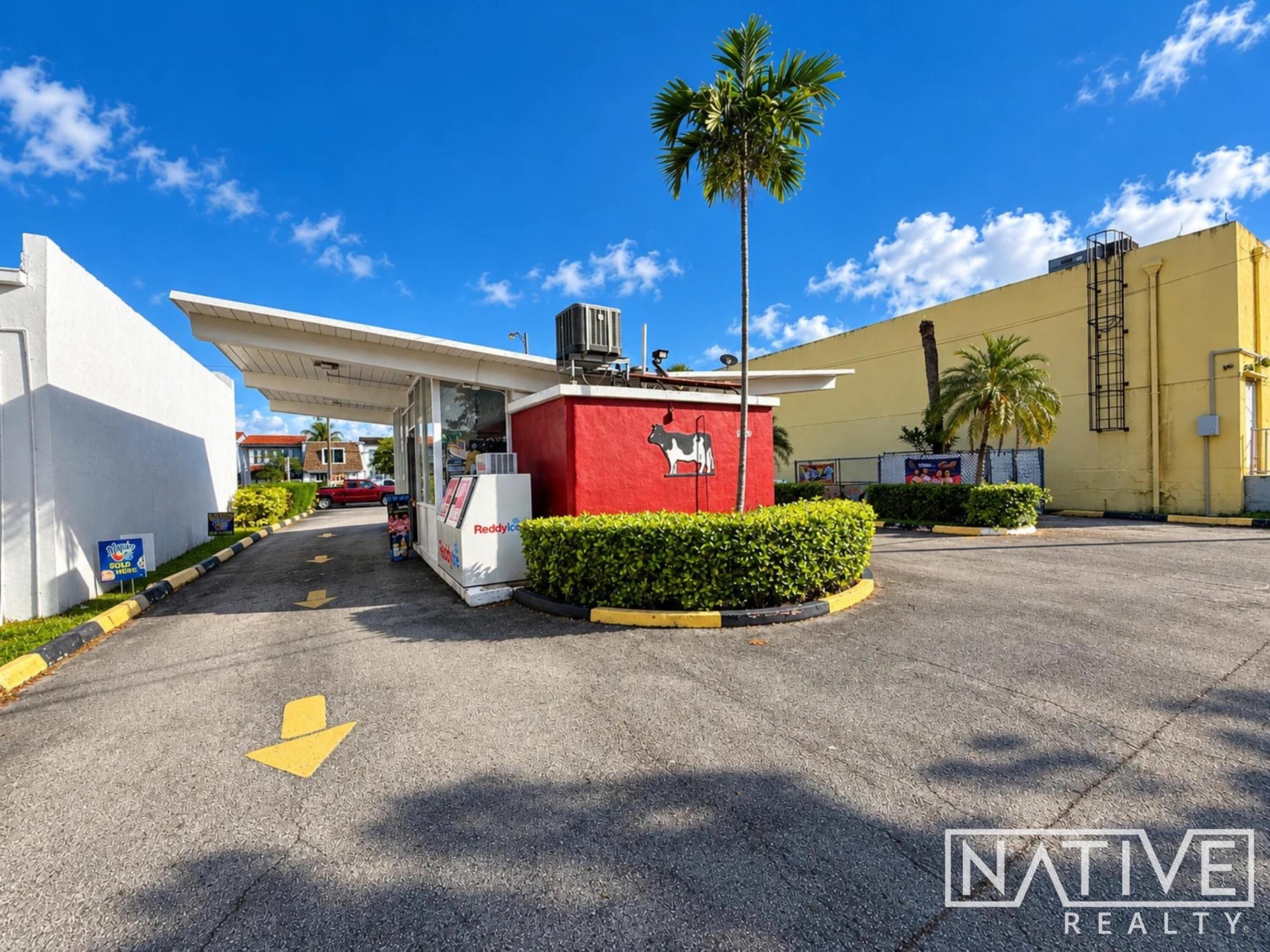 North Miami photo 4
