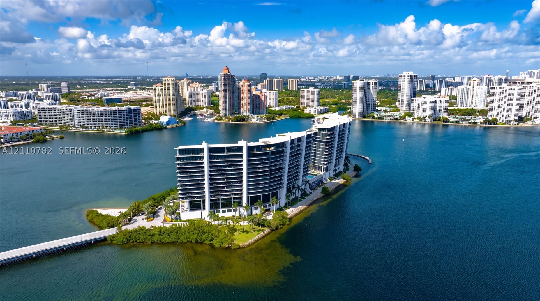 Aventura photo 3
