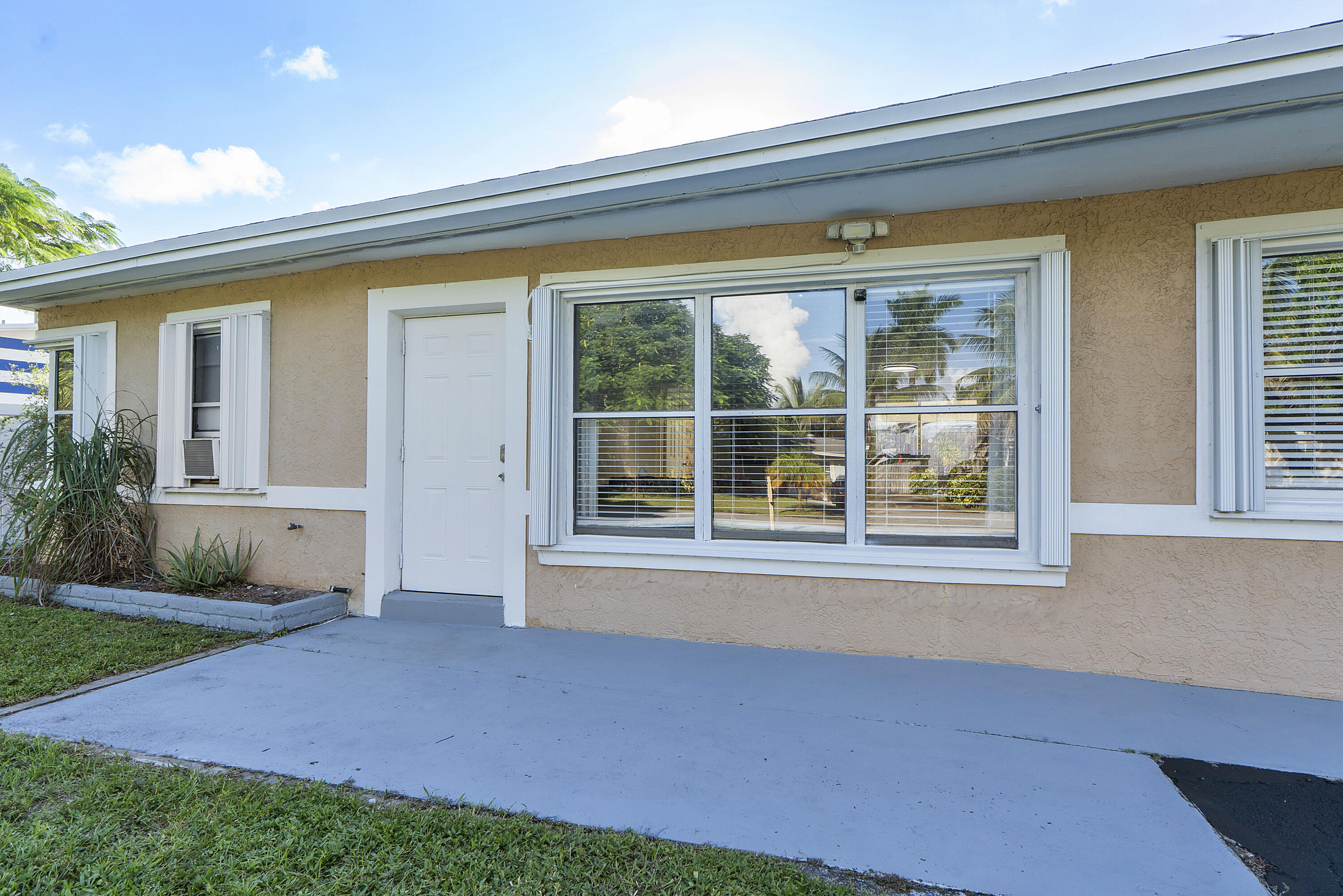Pompano Beach photo 4