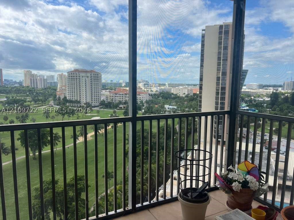 Aventura photo 5