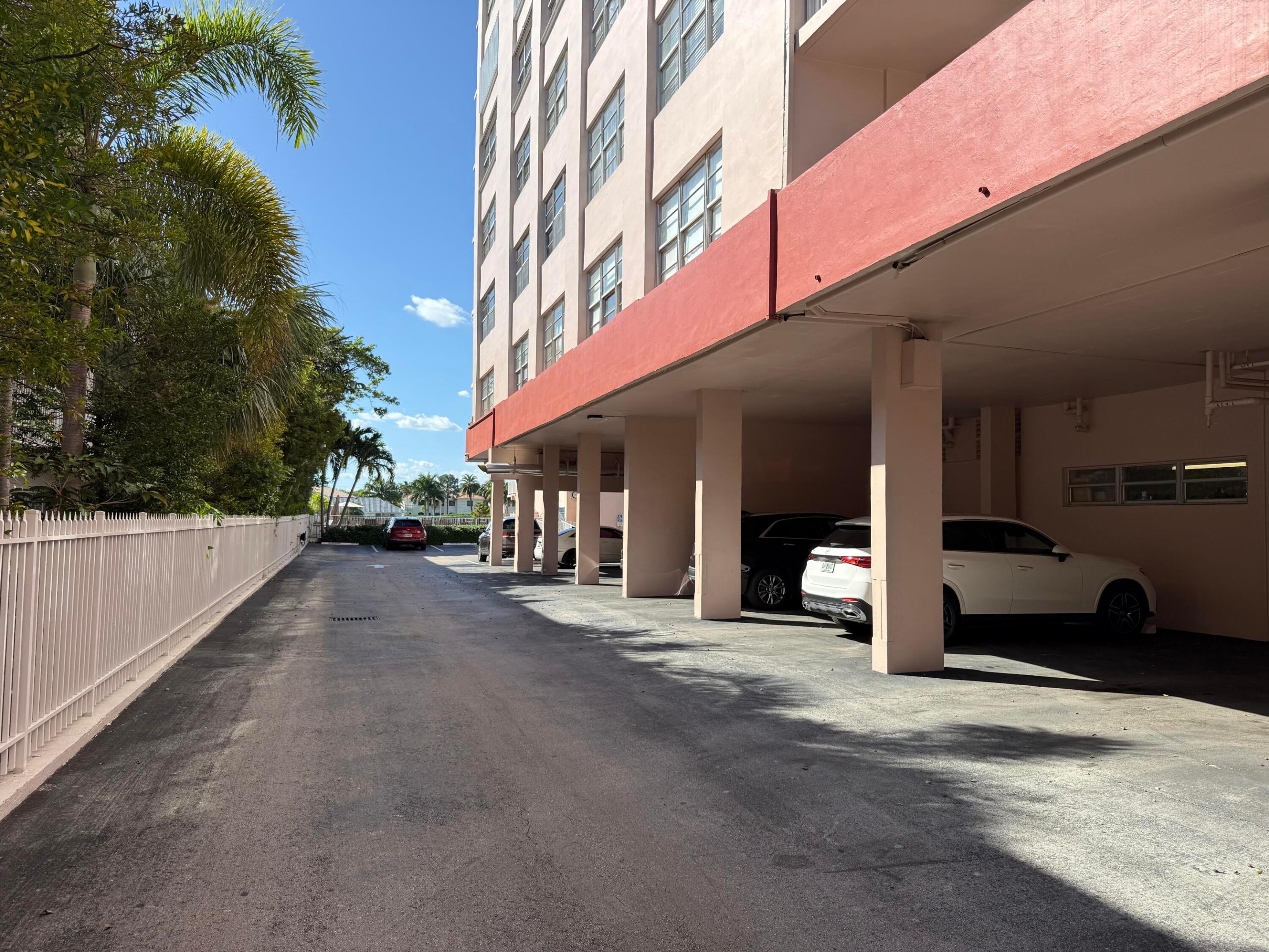 Hallandale Beach photo 3