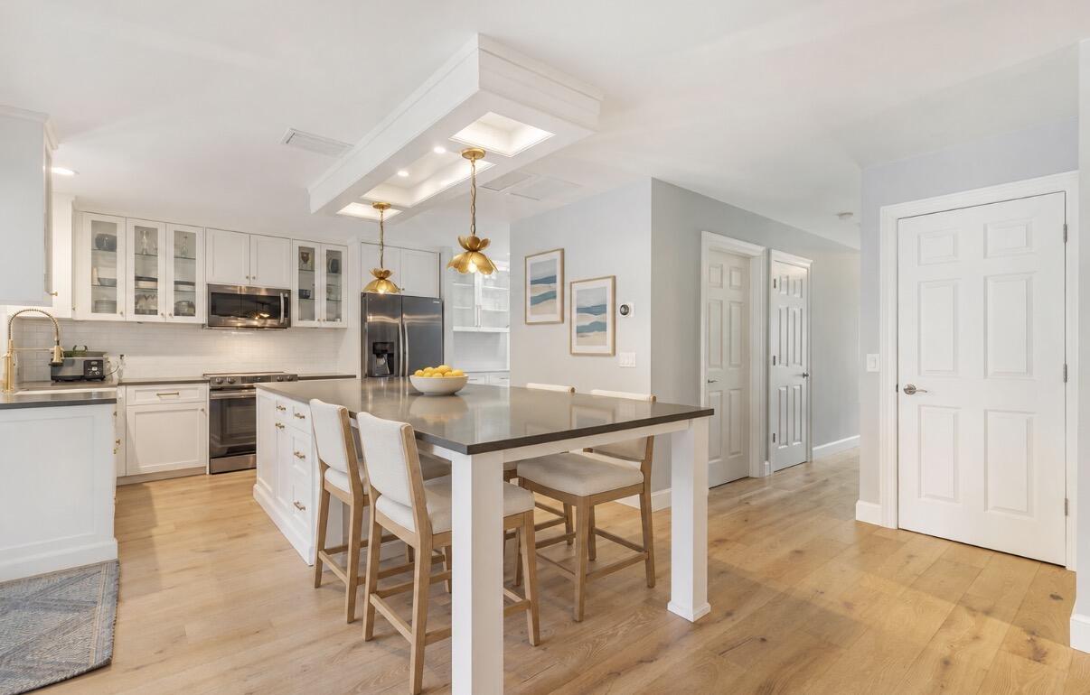 MLS listing photo 5