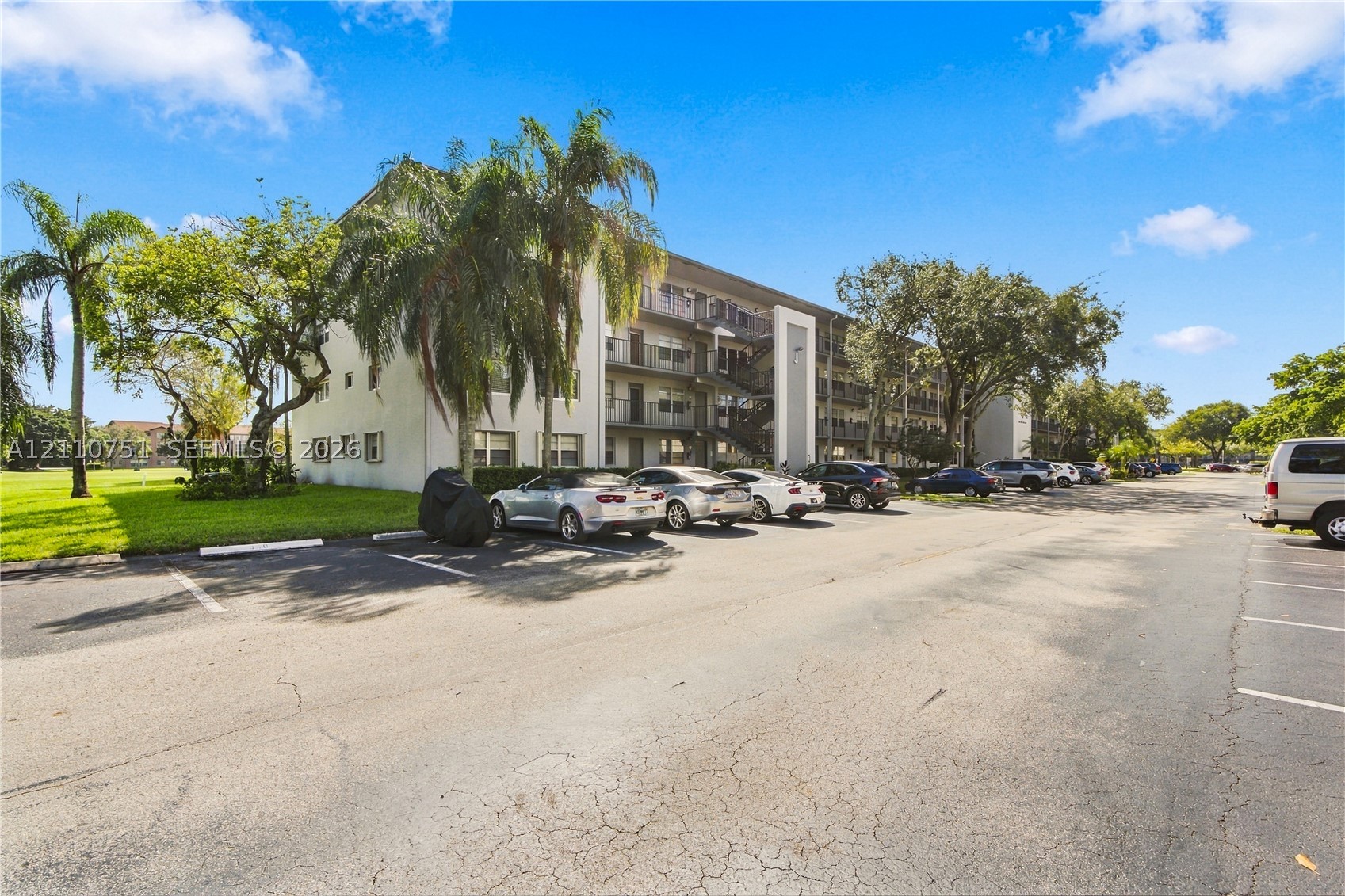 Pembroke Pines photo 2