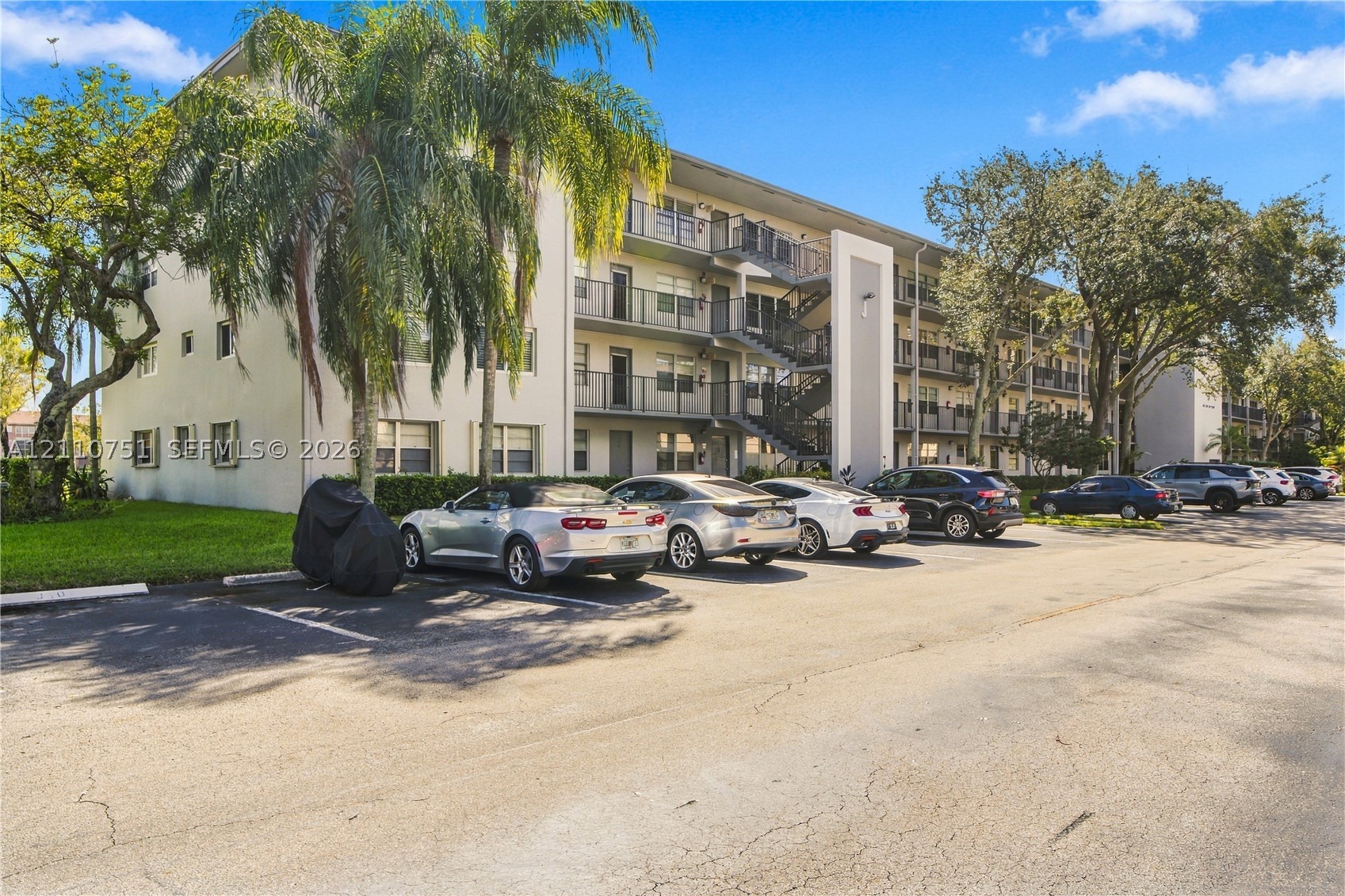 Pembroke Pines photo 3