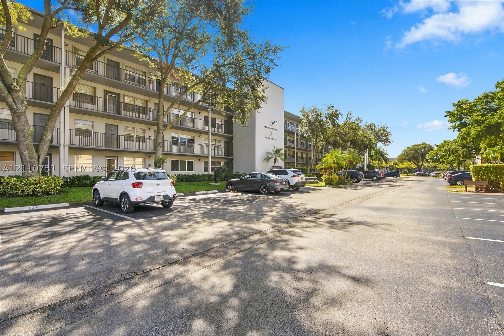 Pembroke Pines photo 4