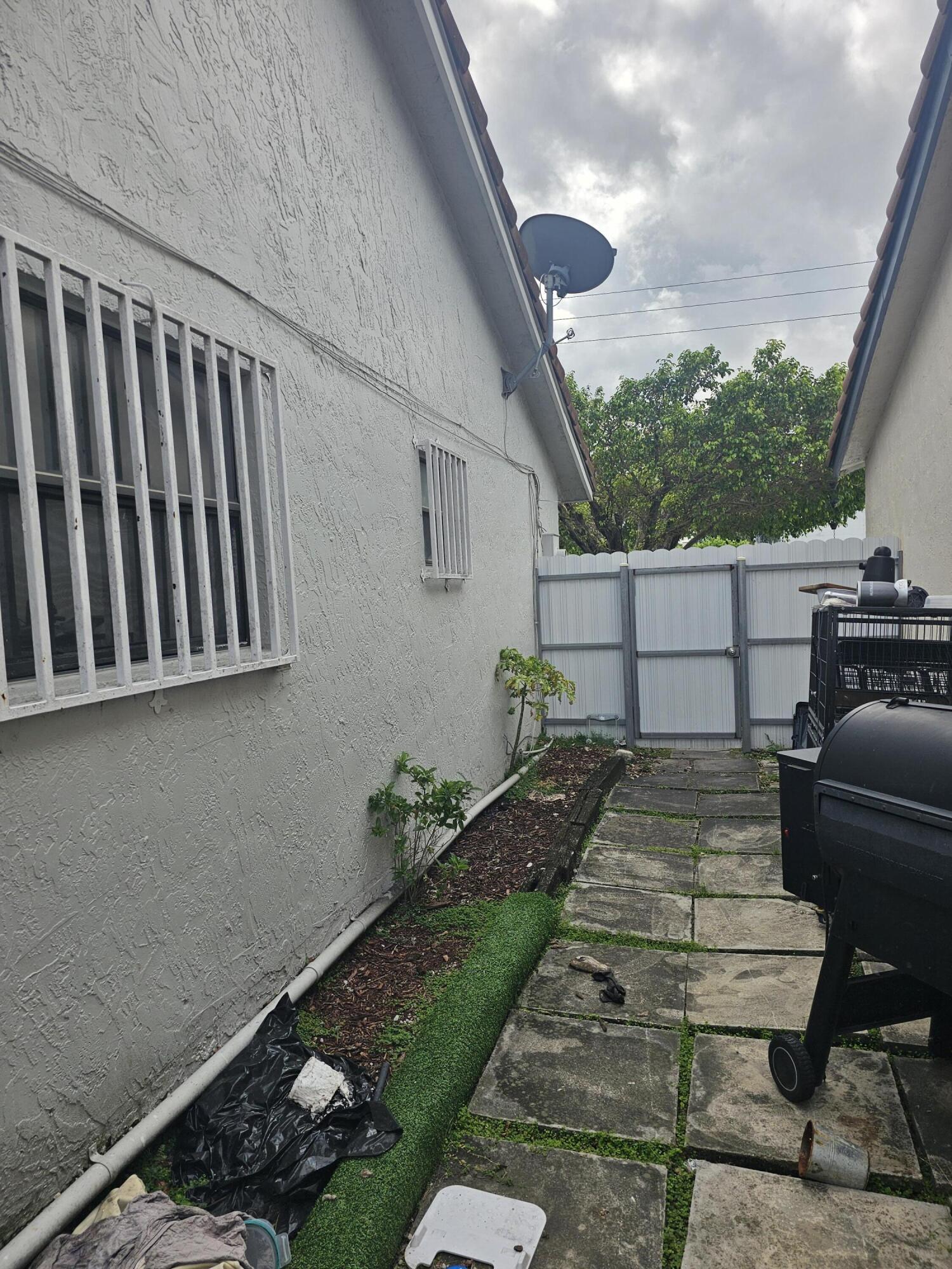 Hialeah Gardens photo 4