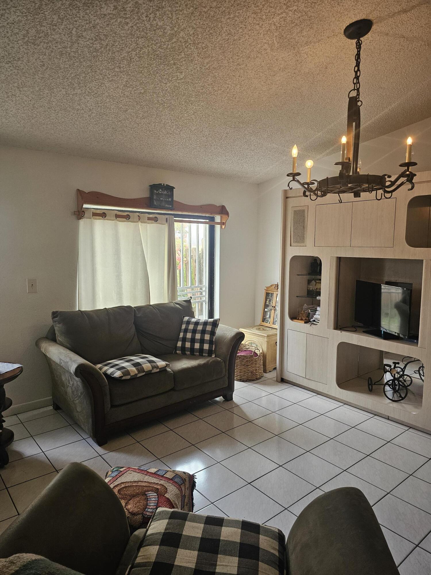 Hialeah Gardens photo 5