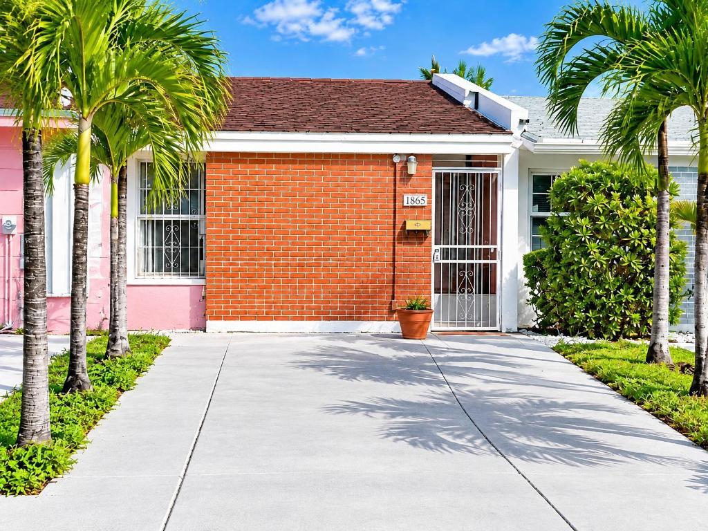 Hialeah photo 1