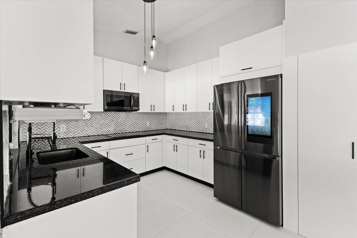 Pembroke Pines photo 3