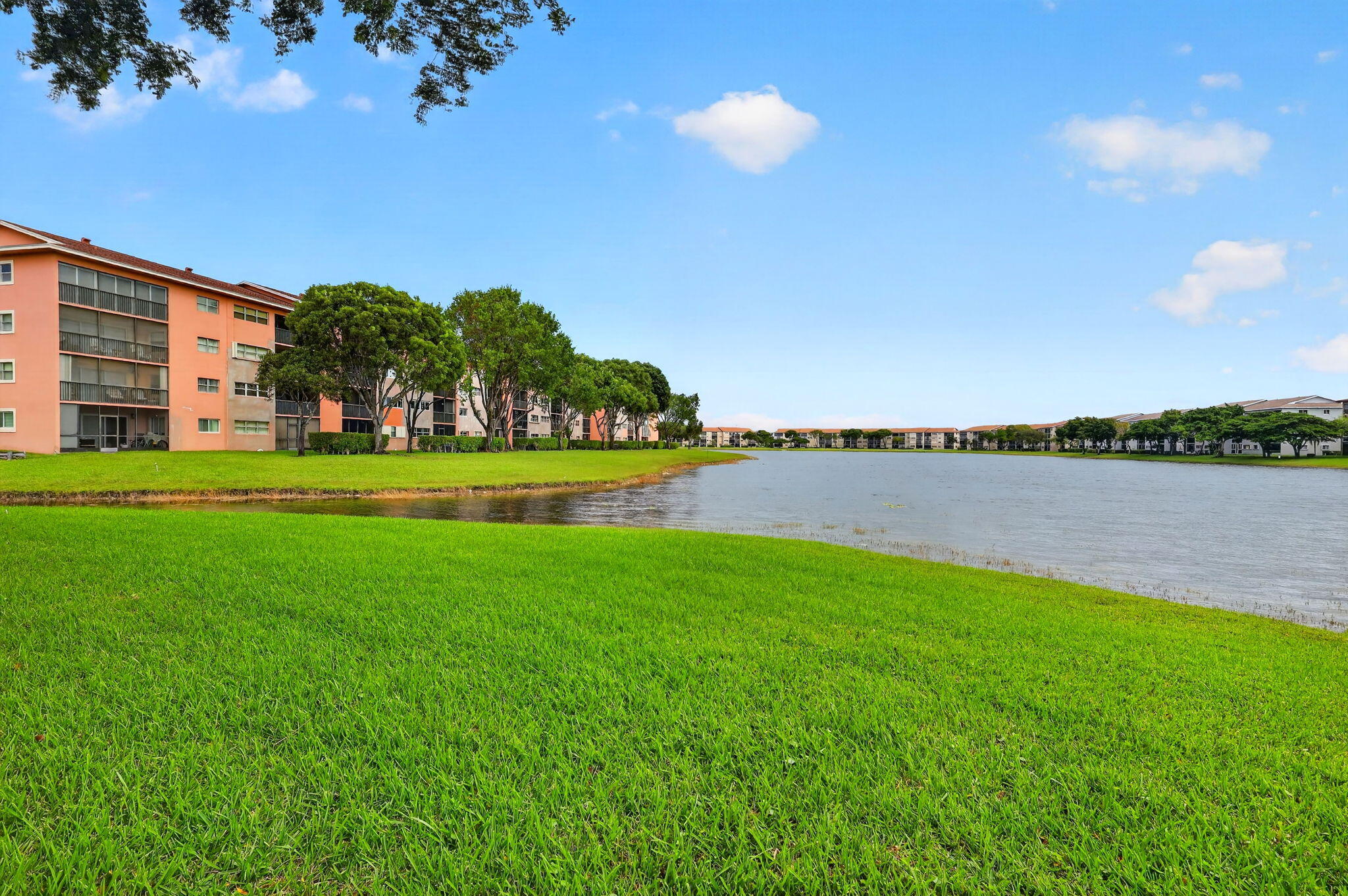 Pembroke Pines photo 2