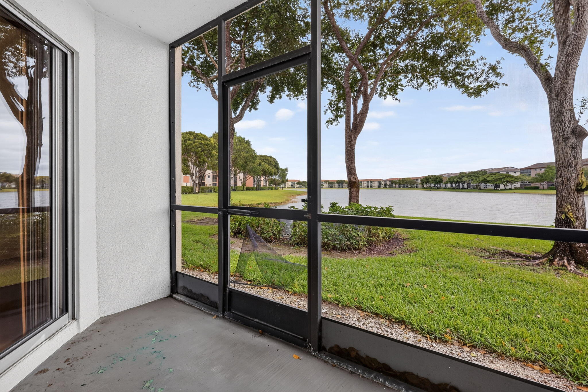 Pembroke Pines photo 4