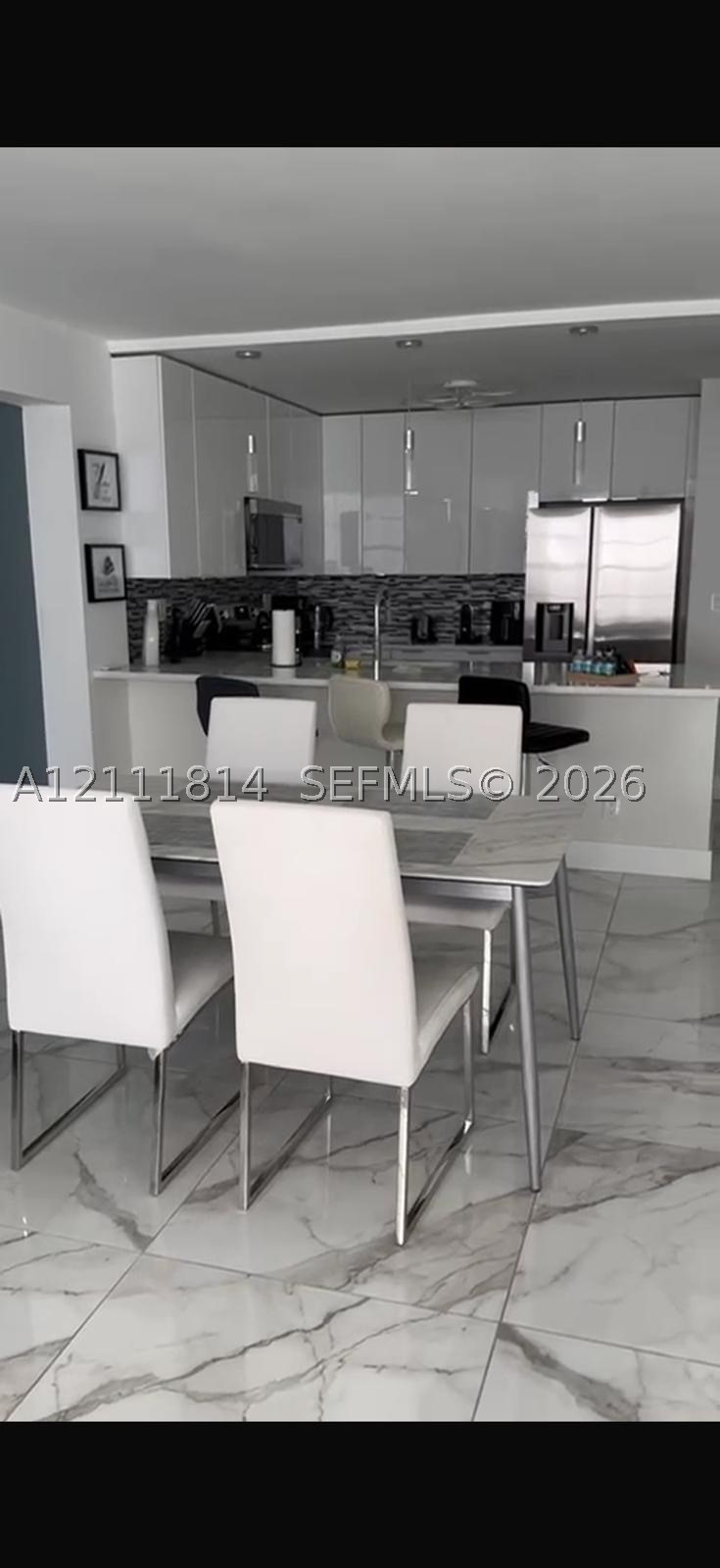 Hollywood photo 2