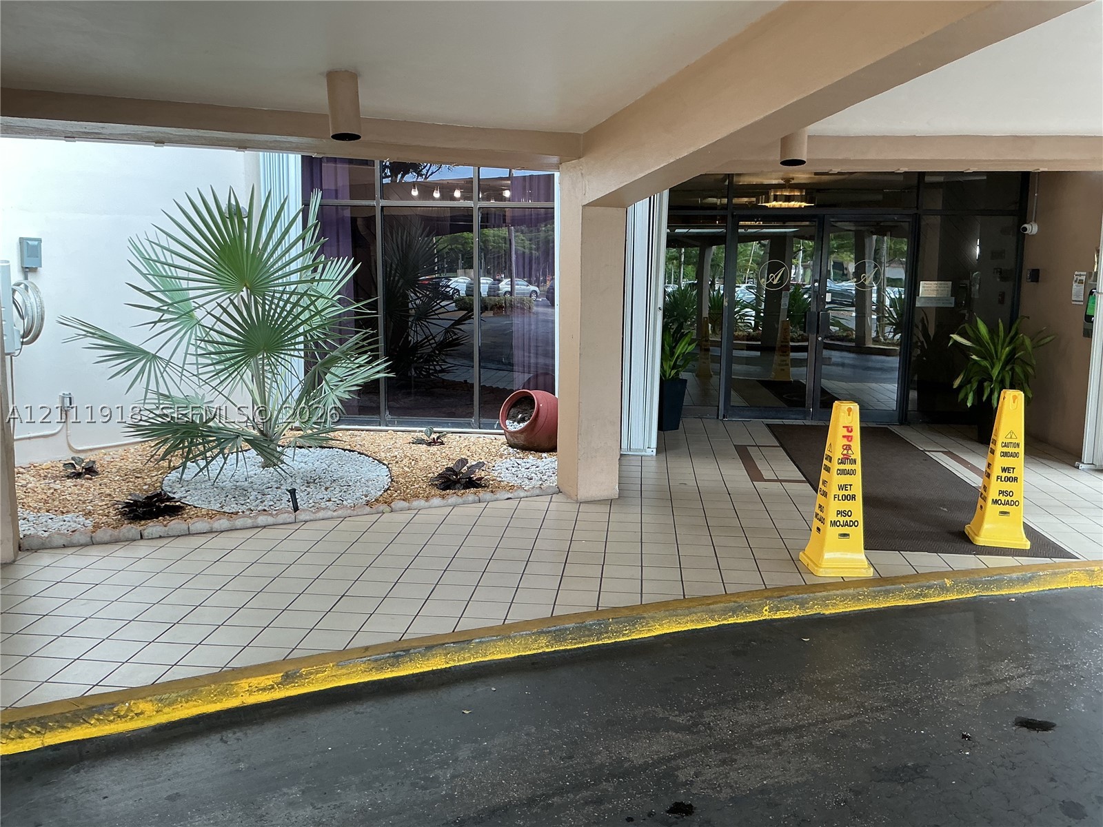 Pembroke Pines photo 2