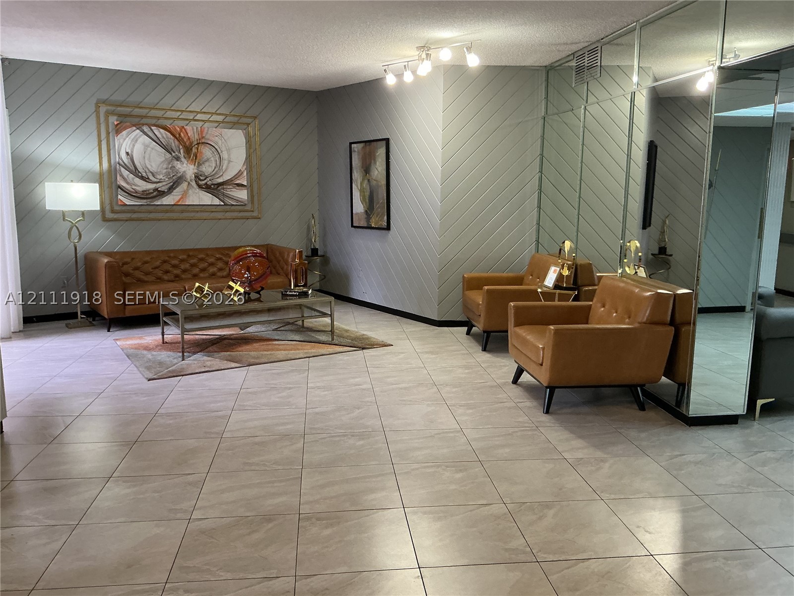Pembroke Pines photo 3