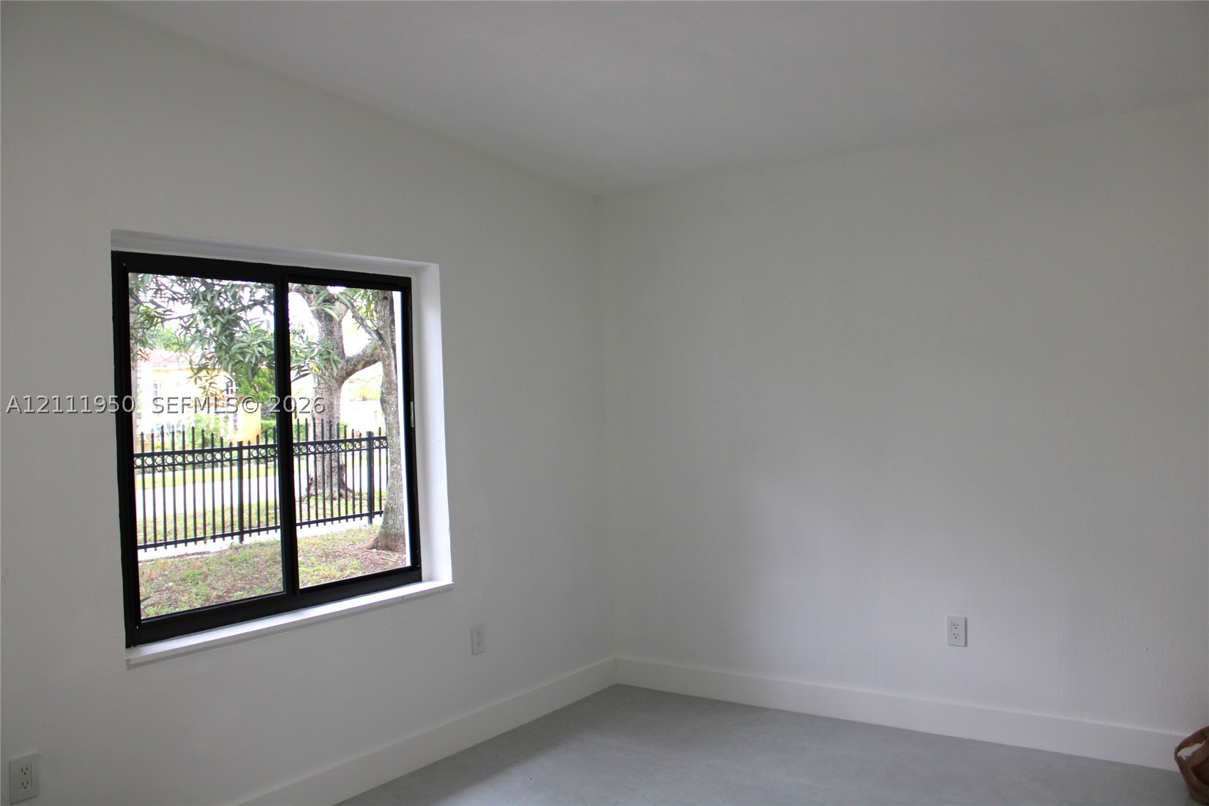 North Miami photo 4
