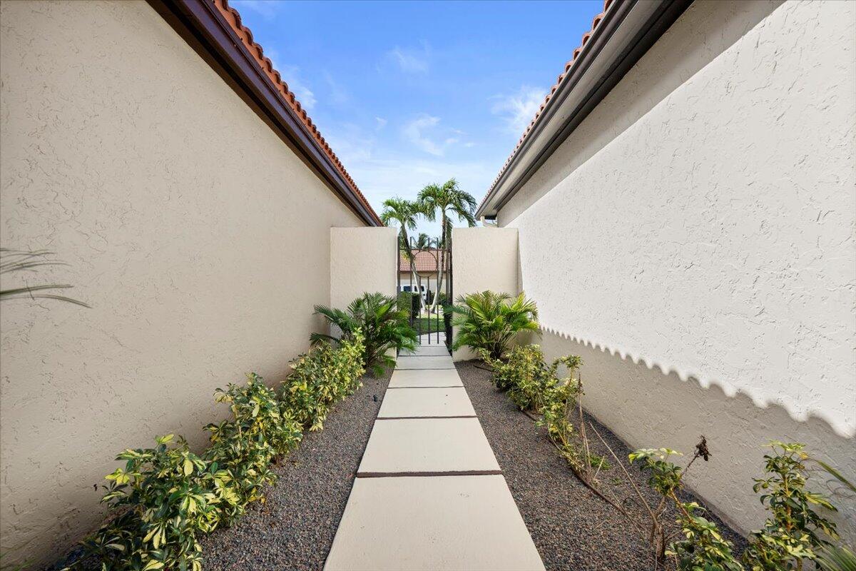 Palm Beach Gardens photo 3