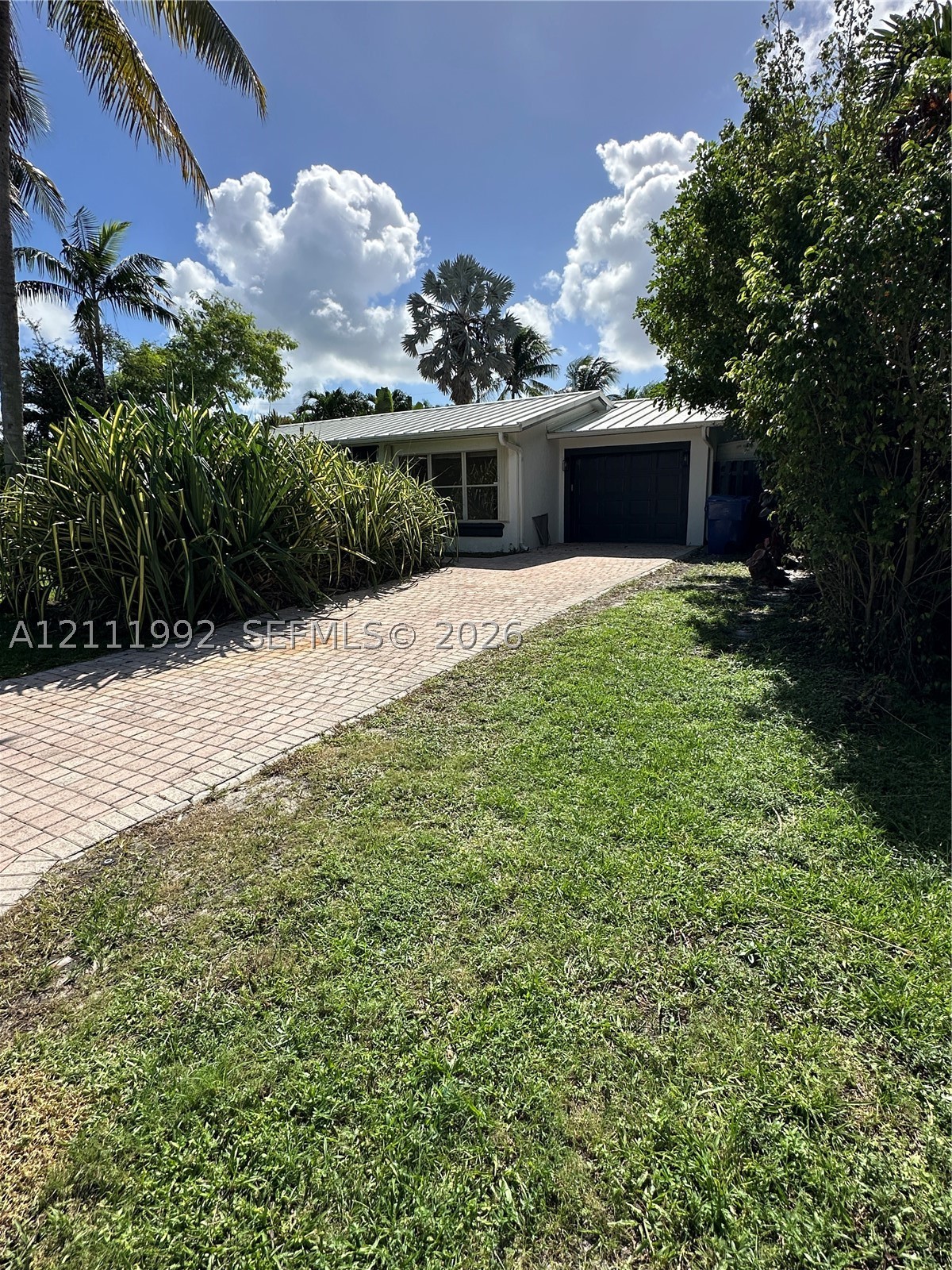 Wilton Manors photo 2