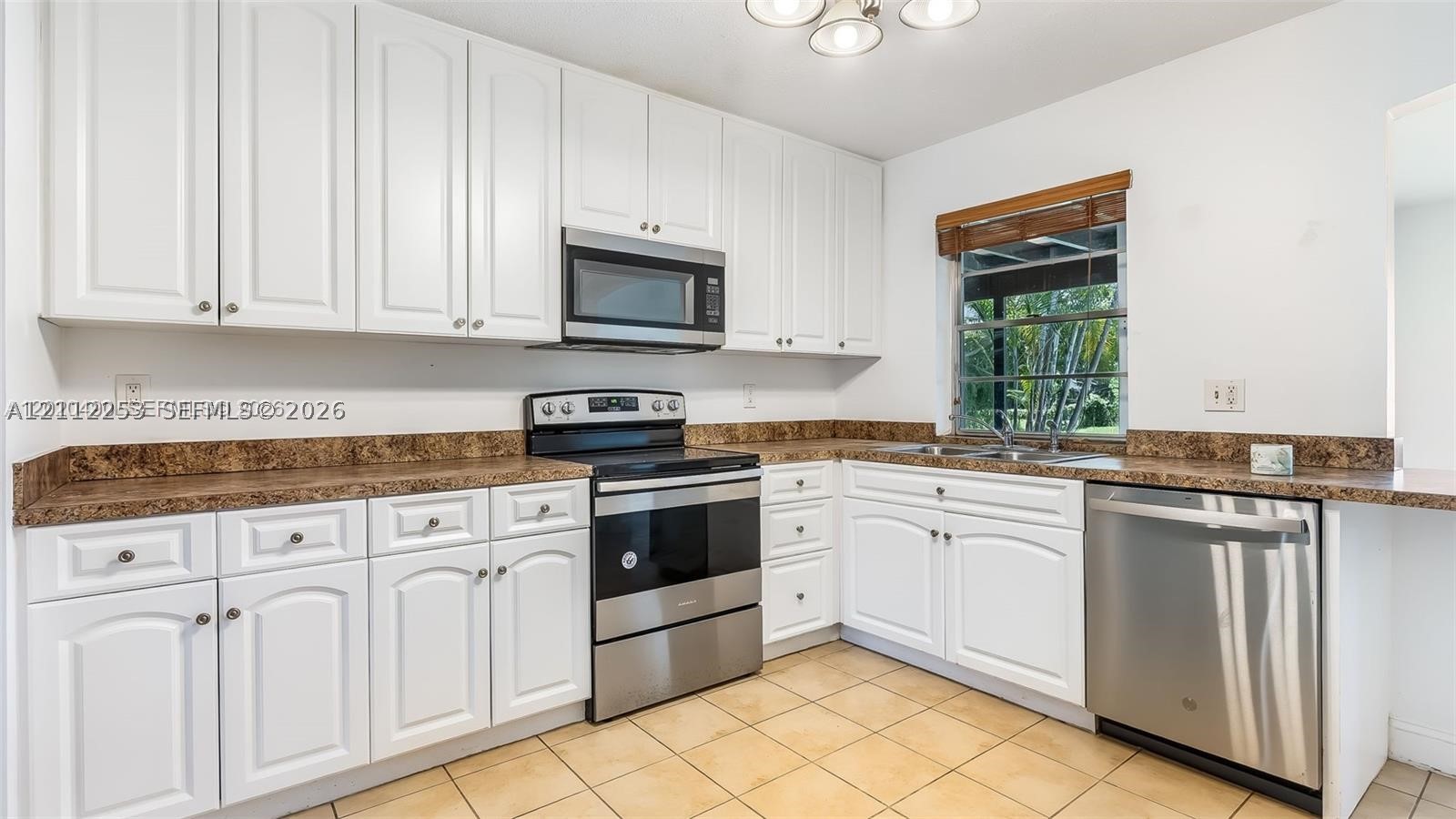 Pembroke Pines photo 4