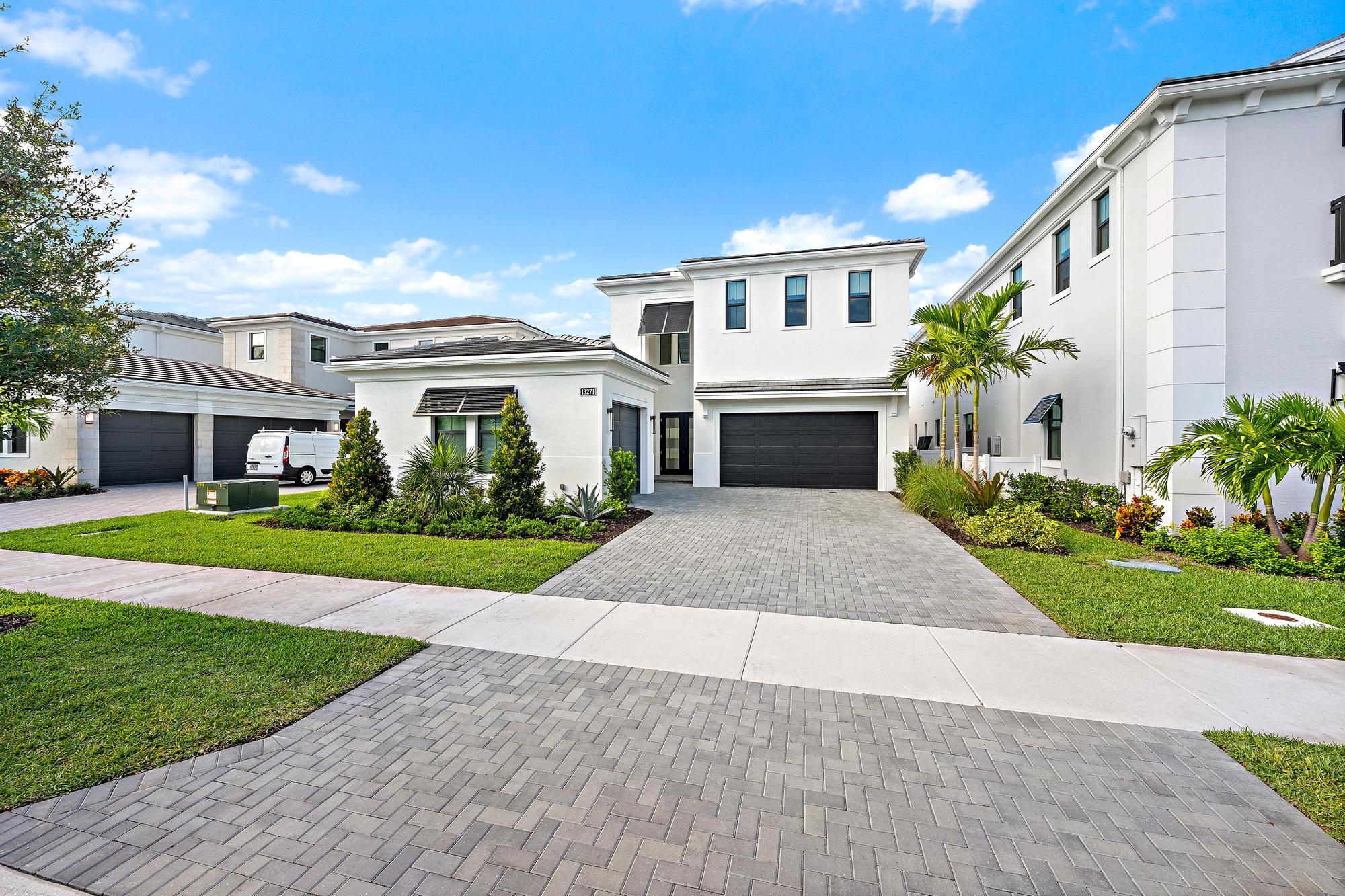 Palm Beach Gardens photo 3