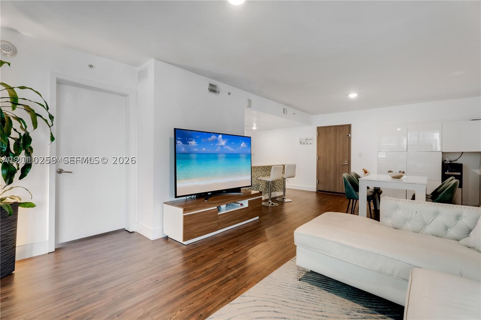 Bay Harbor Islands photo 2
