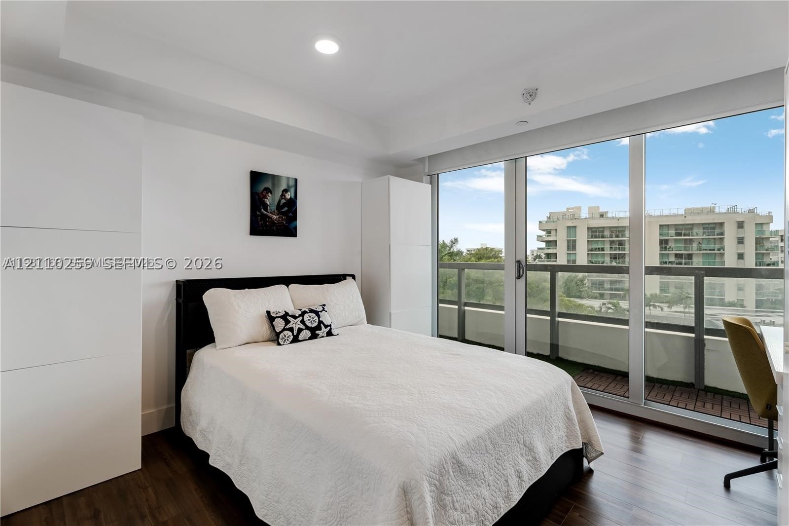 Bay Harbor Islands photo 4