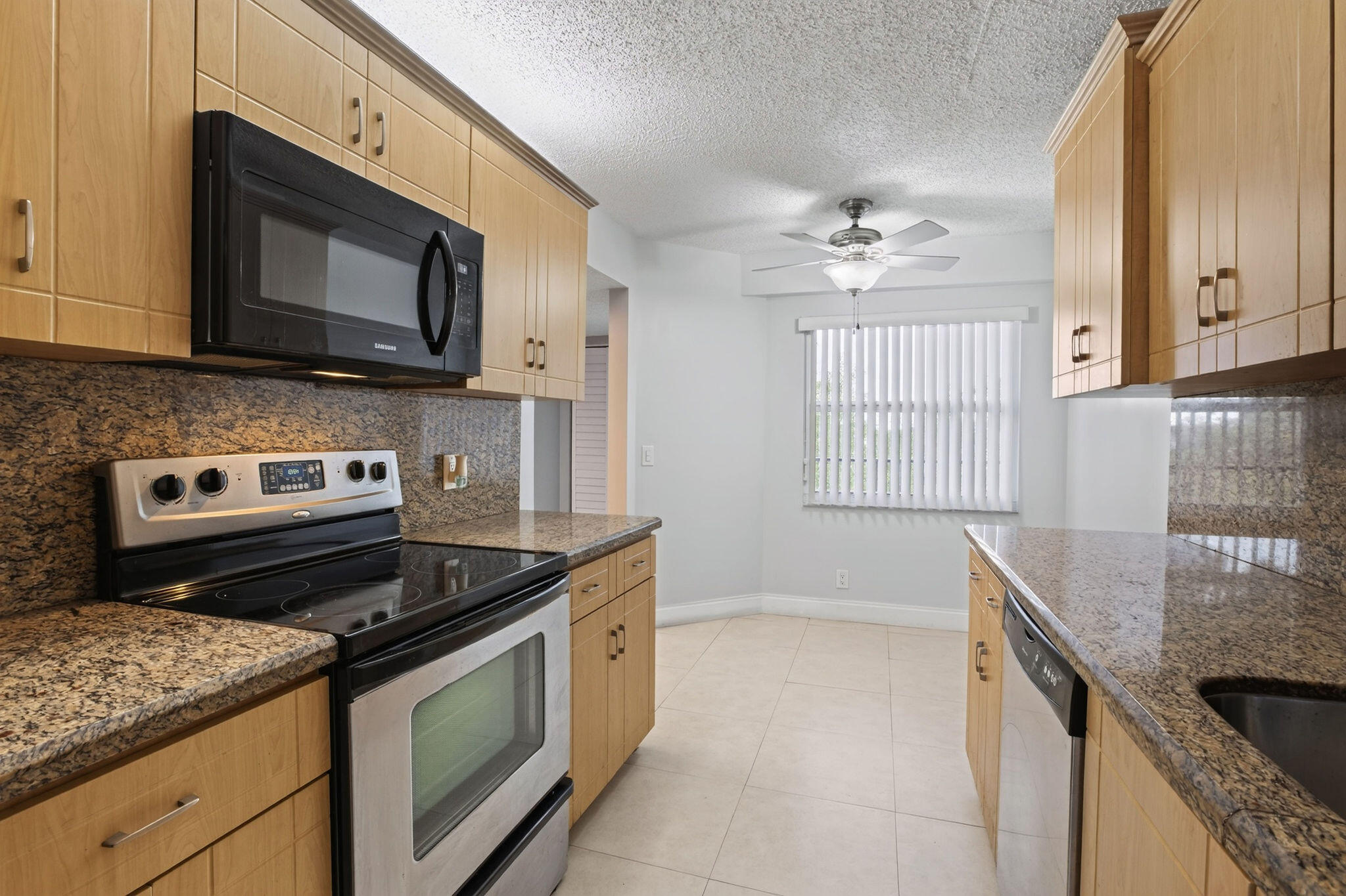 Pembroke Pines photo 3